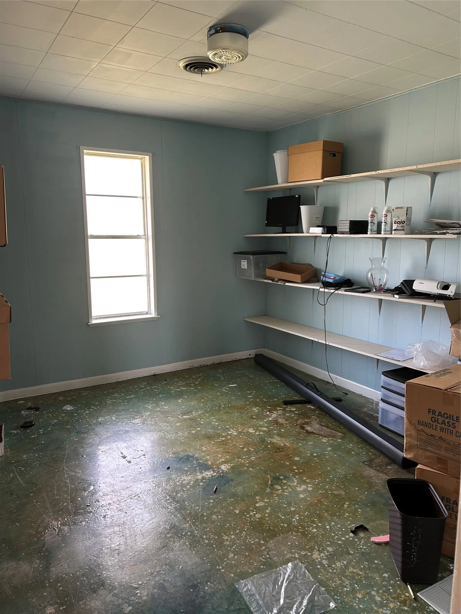 Business For Sale in Cooke County , 3404 N Grand Avenue, Gainesville, Texas 76240, 0, 0, Garage spaces, 11,000 Sqft, built in 1980, Preowned, mls#21164915, Real Estate Agent in Gainesville, Homes For Sale in Cooke county, Homes For Sale in Gainesville, Realtor in Gainesville Texas, Real Estate Brokerage Independent Realty Texas, Luminita Cordes Realtor