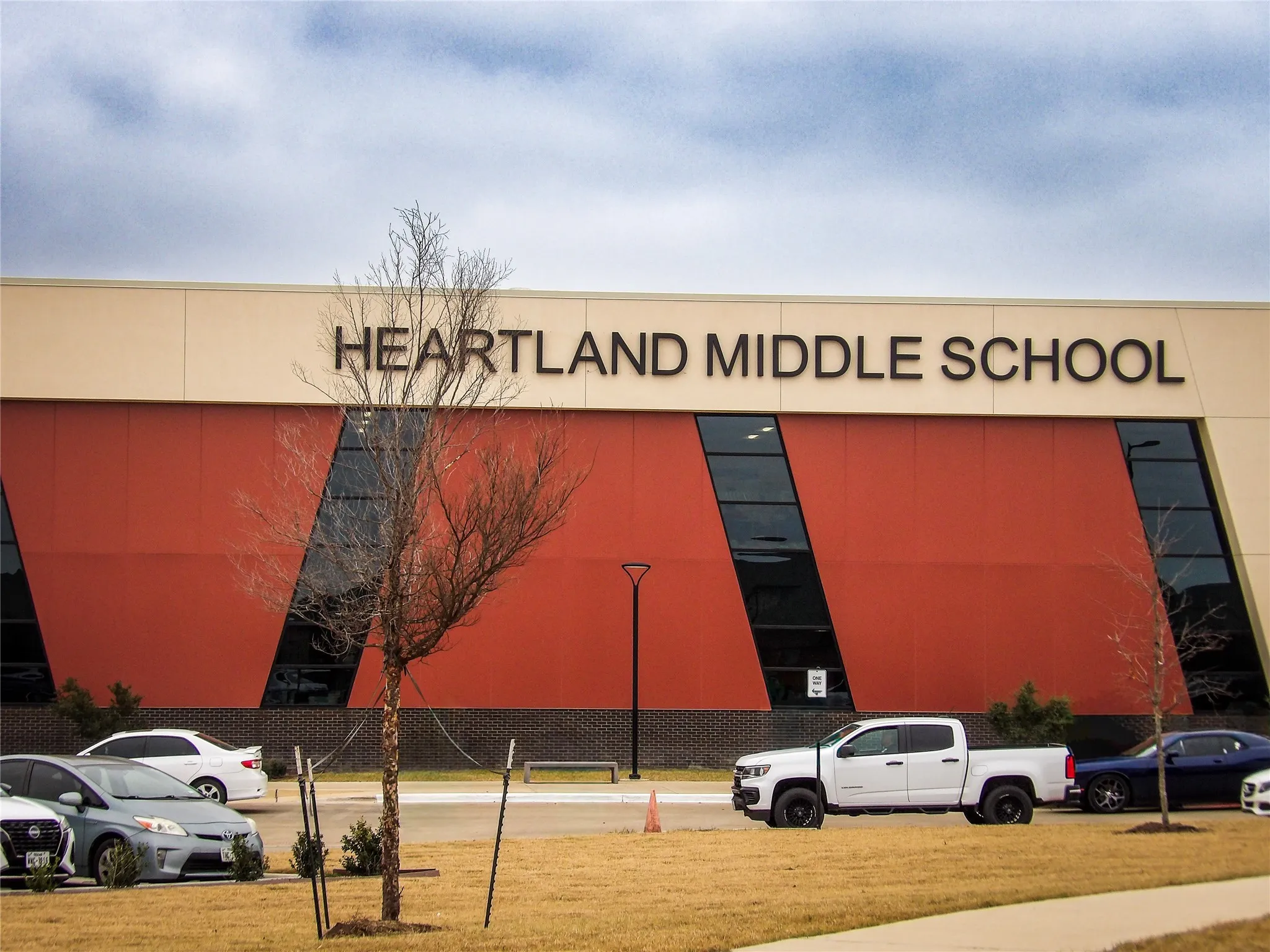 Heartland Middle School walking distance