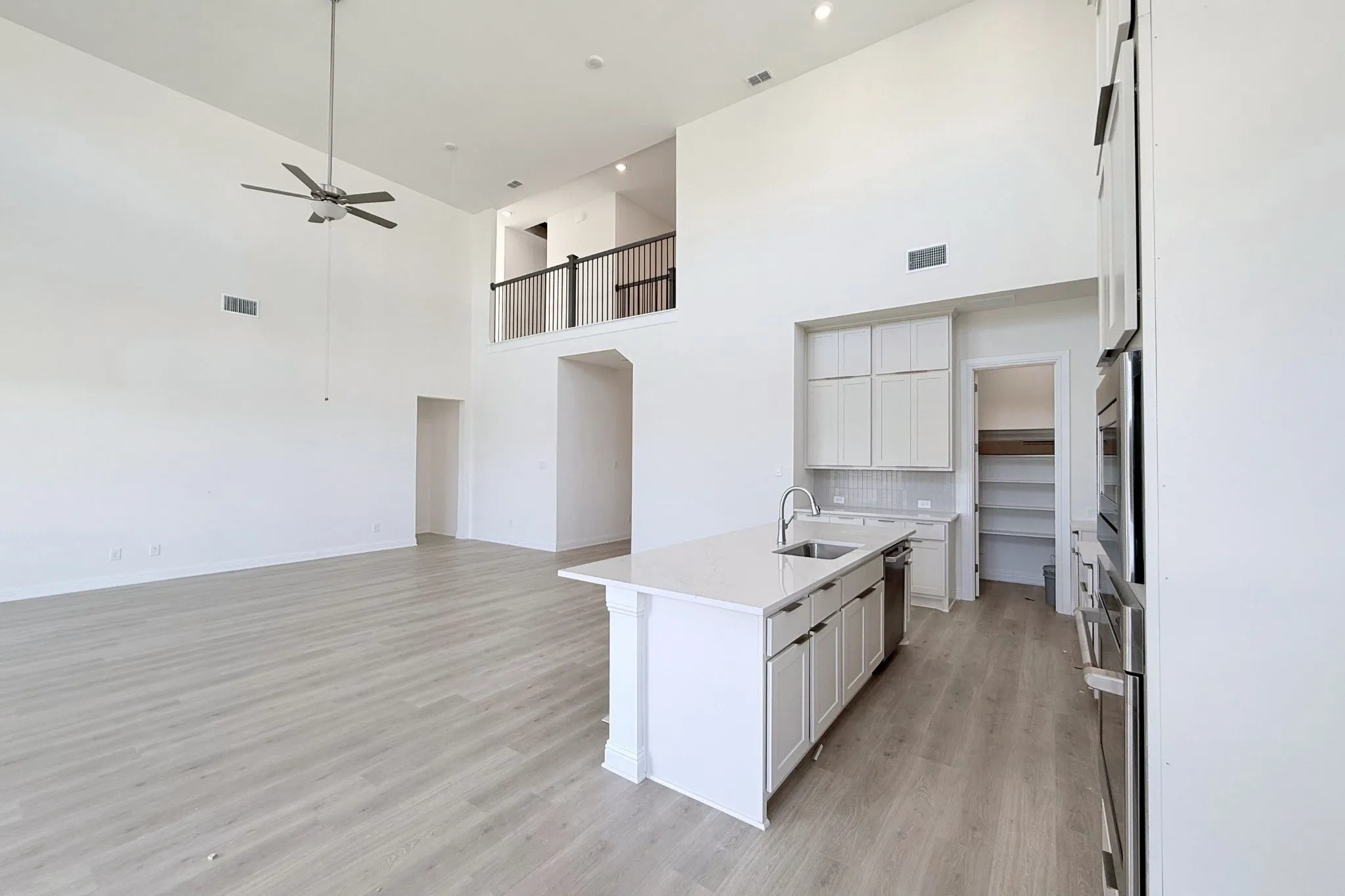 Single Family Residence For Sale in Kaufman County , 9813 Chesney Drive, Mesquite, Texas 75126, 5 Bedroom, 5 Bathroom, 2 Garage spaces, 3,417 Sqft, built in 2026, New Construction - Complete, mls#21165163, Real Estate Agent in Mesquite, Homes For Sale in Kaufman county, Homes For Sale in Mesquite, Realtor in Mesquite Texas, Real Estate Brokerage Independent Realty Texas, Luminita Cordes Realtor