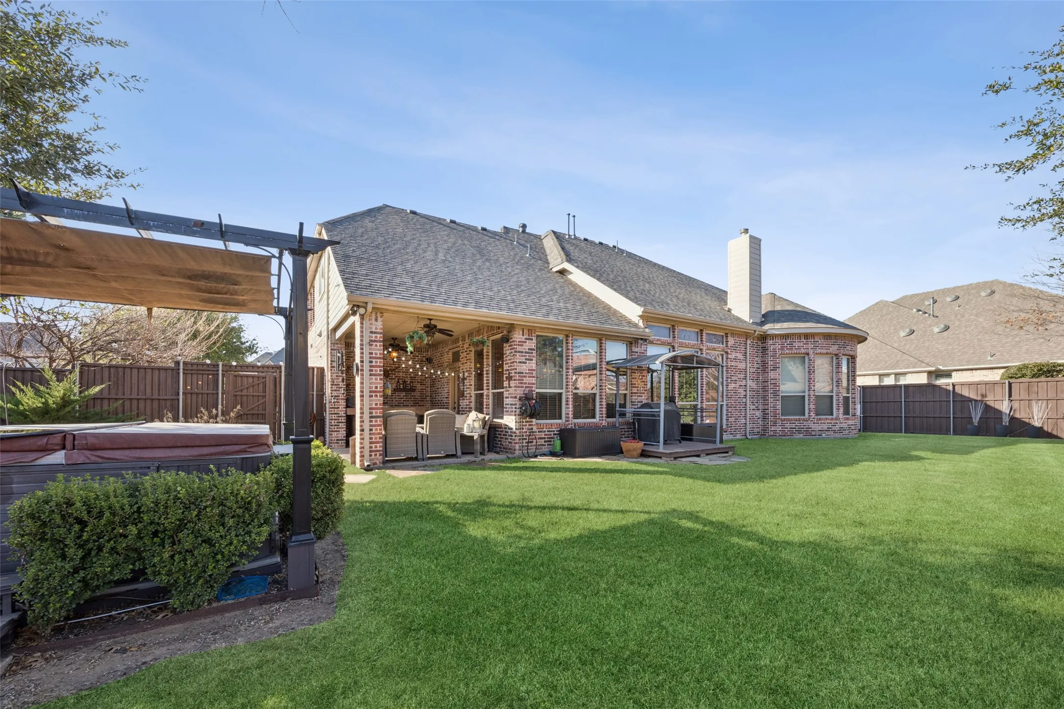 Single Family Residence For Sale in Collin County , 2260 Richmond Lane, Allen, Texas 75013, 5 Bedroom, 4 Bathroom, 3 Garage spaces, 4,025 Sqft, built in 2009, Preowned, mls#21160968, Real Estate Agent in Allen, Homes For Sale in Collin county, Homes For Sale in Allen, Realtor in Allen Texas, Real Estate Brokerage Independent Realty Texas, Luminita Cordes Realtor