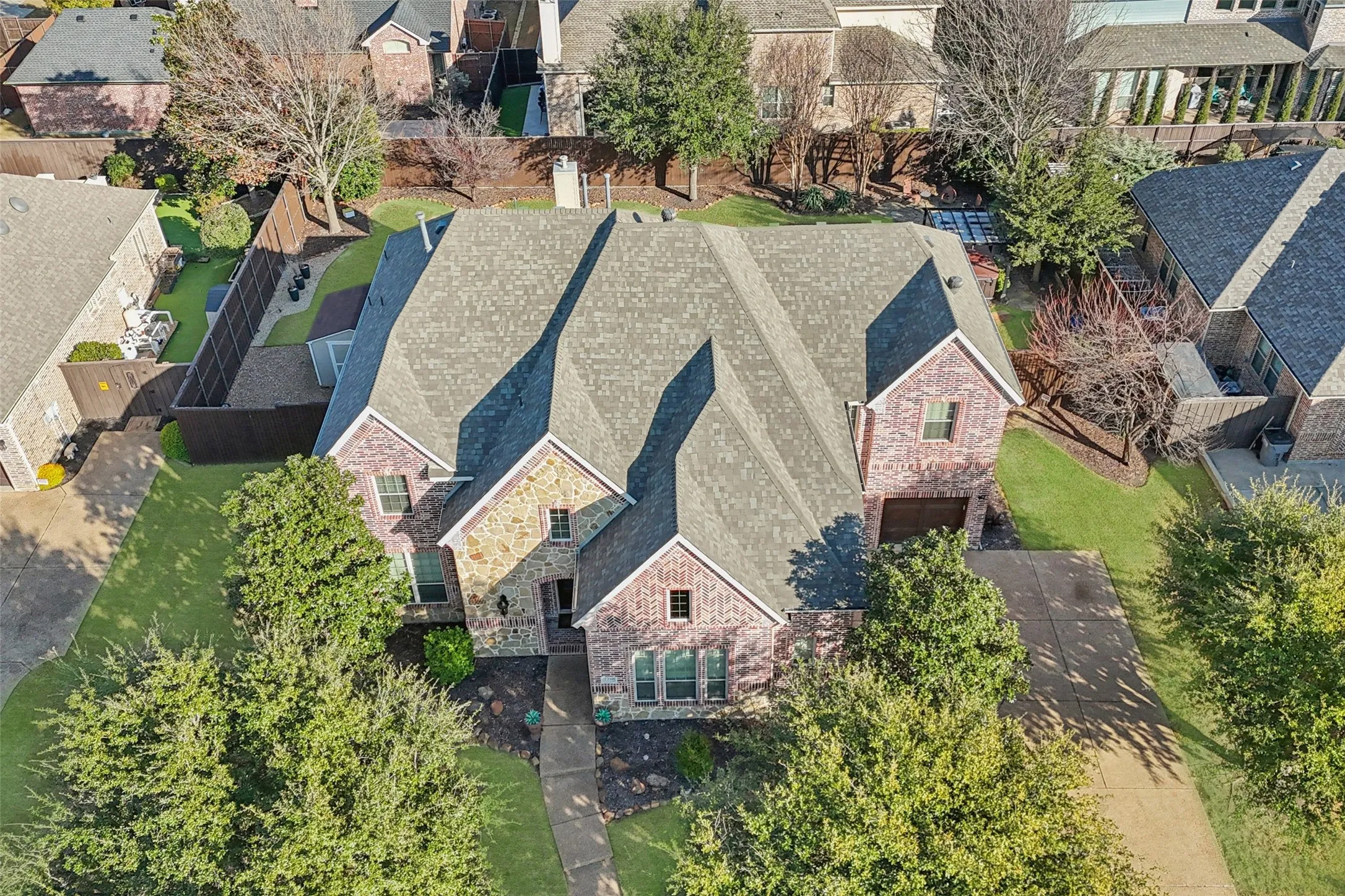 Single Family Residence For Sale in Collin County , 2260 Richmond Lane, Allen, Texas 75013, 5 Bedroom, 4 Bathroom, 3 Garage spaces, 4,025 Sqft, built in 2009, Preowned, mls#21160968, Real Estate Agent in Allen, Homes For Sale in Collin county, Homes For Sale in Allen, Realtor in Allen Texas, Real Estate Brokerage Independent Realty Texas, Luminita Cordes Realtor