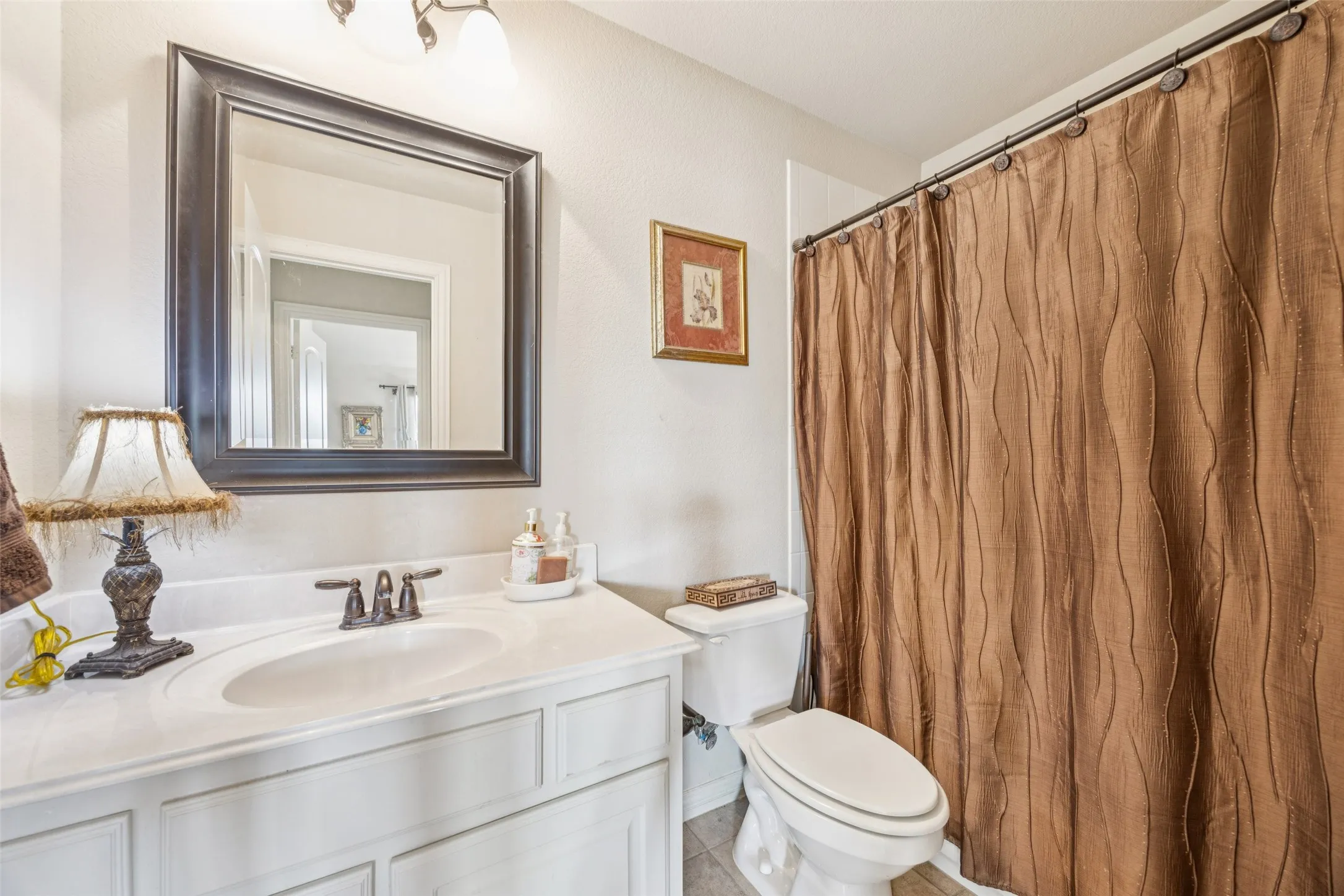 Single Family Residence For Sale in Collin County , 2260 Richmond Lane, Allen, Texas 75013, 5 Bedroom, 4 Bathroom, 3 Garage spaces, 4,025 Sqft, built in 2009, Preowned, mls#21160968, Real Estate Agent in Allen, Homes For Sale in Collin county, Homes For Sale in Allen, Realtor in Allen Texas, Real Estate Brokerage Independent Realty Texas, Luminita Cordes Realtor
