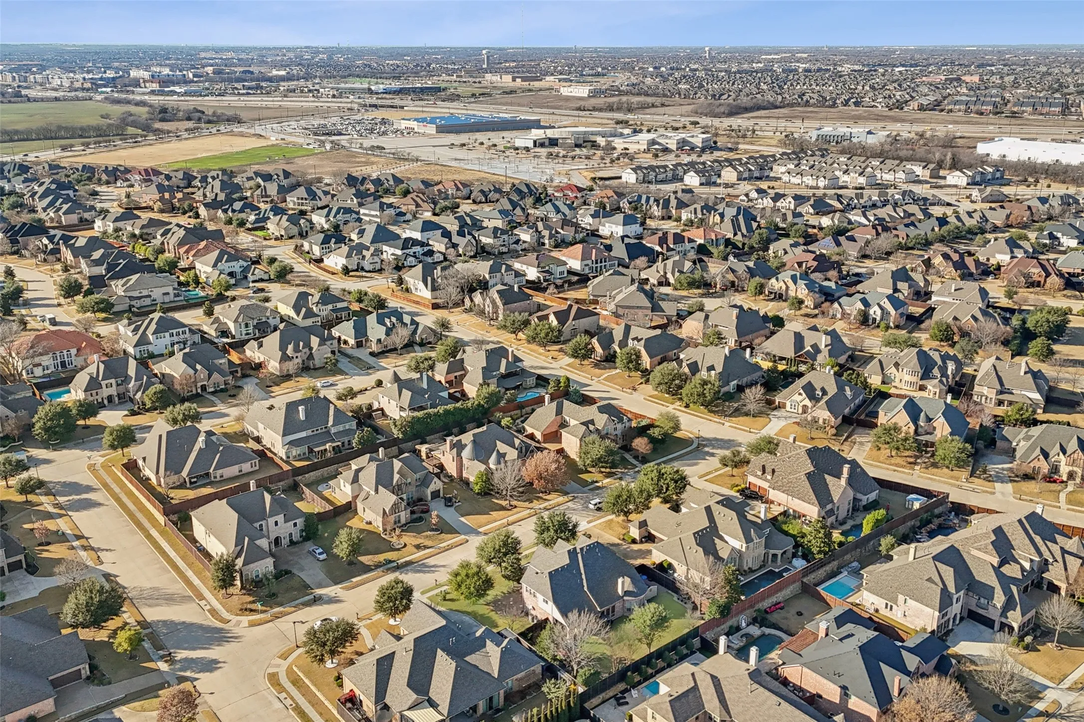Single Family Residence For Sale in Collin County , 2260 Richmond Lane, Allen, Texas 75013, 5 Bedroom, 4 Bathroom, 3 Garage spaces, 4,025 Sqft, built in 2009, Preowned, mls#21160968, Real Estate Agent in Allen, Homes For Sale in Collin county, Homes For Sale in Allen, Realtor in Allen Texas, Real Estate Brokerage Independent Realty Texas, Luminita Cordes Realtor