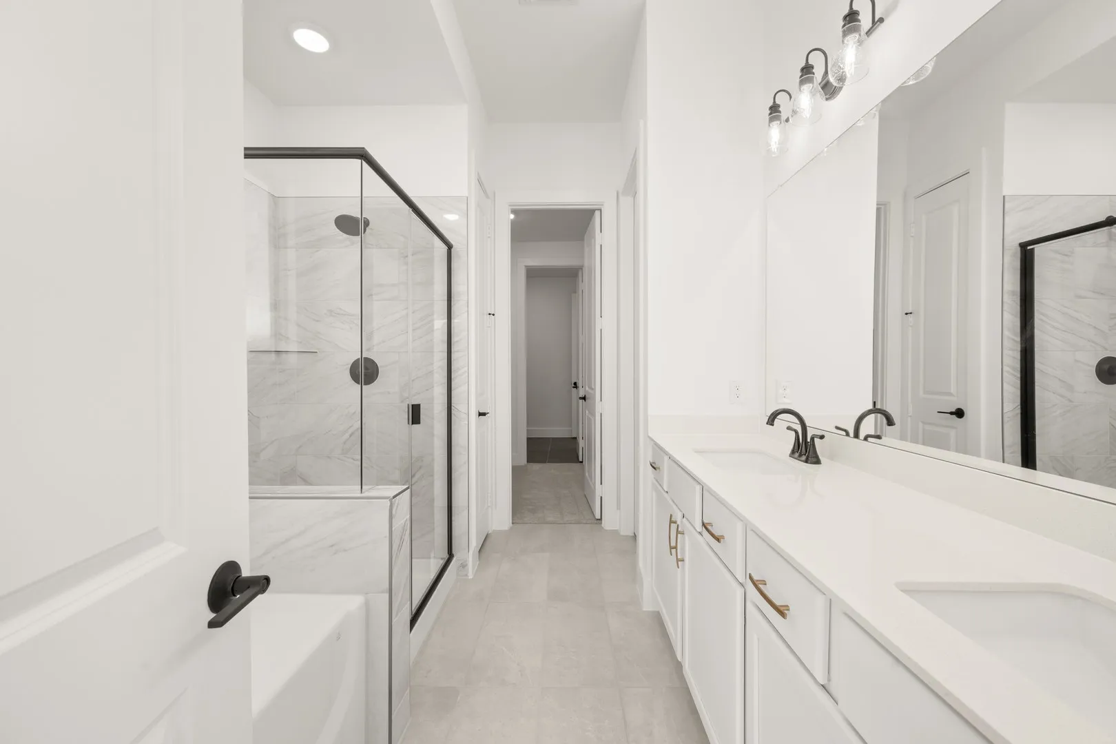 7409 Autumn Hill- Primary Suite-3