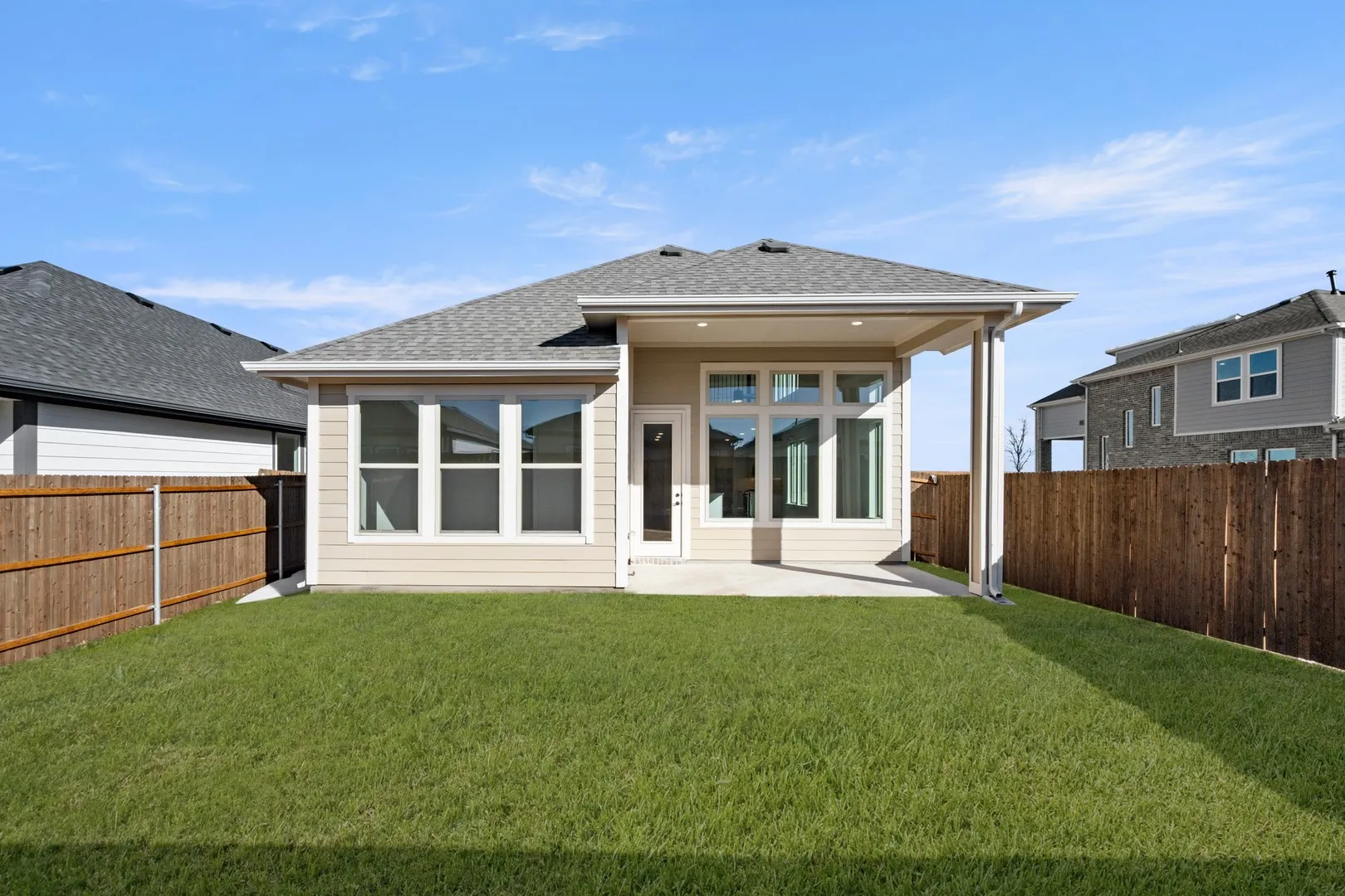 7409 Autumn Hill- Back-2