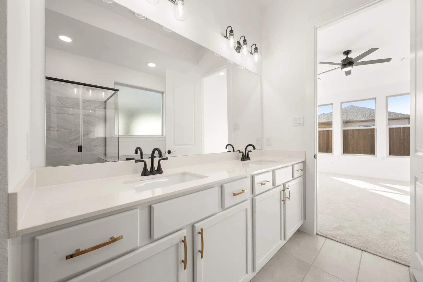 7409 Autumn Hill- Primary Suite-4