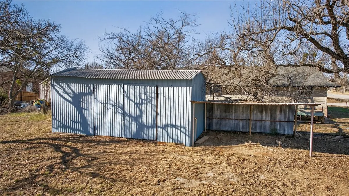 Improved Land For Sale in Jack County , 1117 W Live Oak Street, Jacksboro, Texas 76458, 0, 0, Garage spaces, 0 Sqft, built in 0, Price $33,000, mls#21165223, Real Estate Agent in Jacksboro, Homes For Sale in Jack county, Homes For Sale in Jacksboro, Realtor in Jacksboro Texas, Real Estate Brokerage Independent Realty Texas, Luminita Cordes Realtor