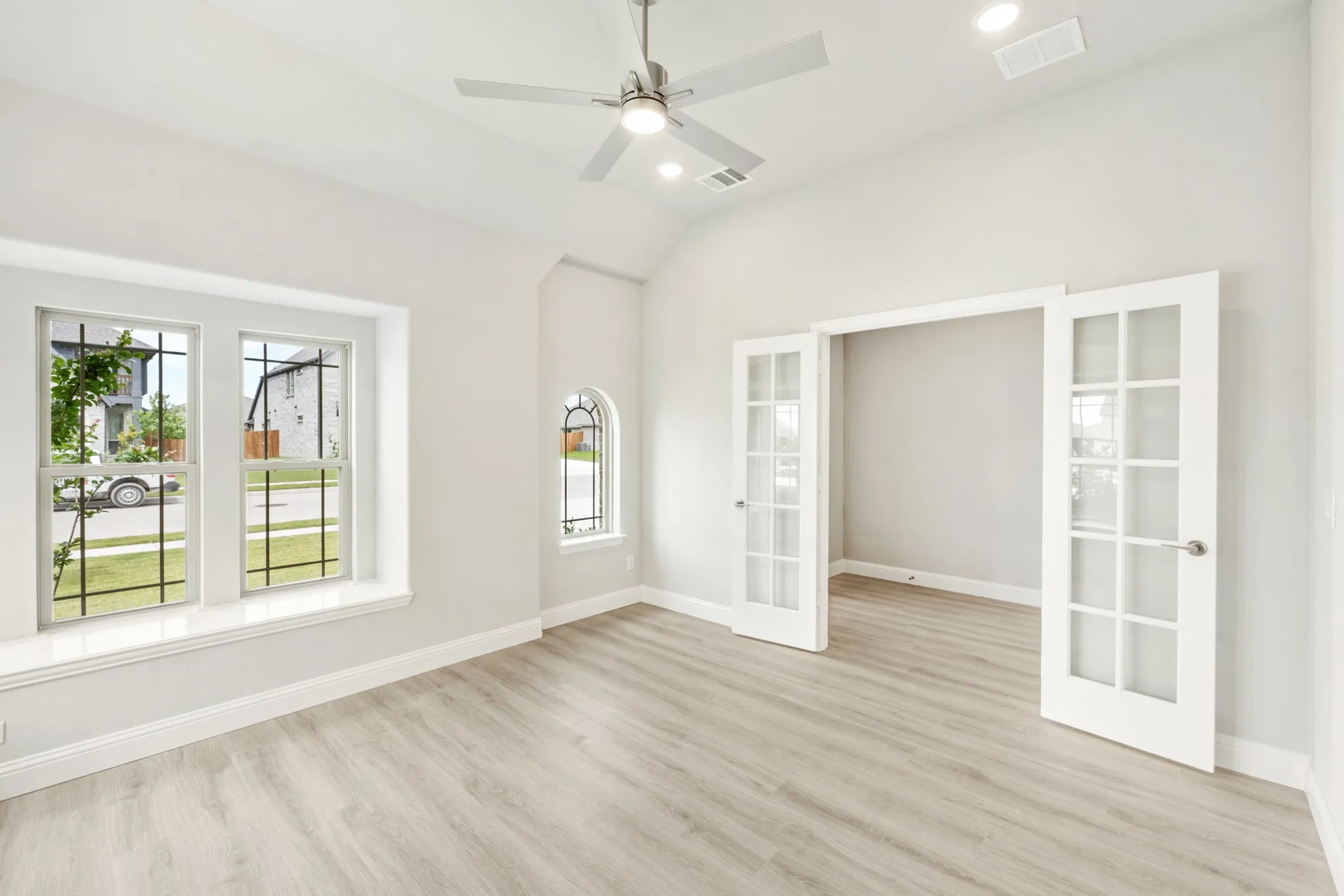 Single Family Residence For Sale in Collin County , 905 Willowbanks Drive, Josephine, Texas 75173, 4 Bedroom, 3 Bathroom, 3 Garage spaces, 2,454 Sqft, built in 2026, New Construction - Complete, mls#21165239, Real Estate Agent in Josephine, Homes For Sale in Collin county, Homes For Sale in Josephine, Realtor in Josephine Texas, Real Estate Brokerage Independent Realty Texas, Luminita Cordes Realtor