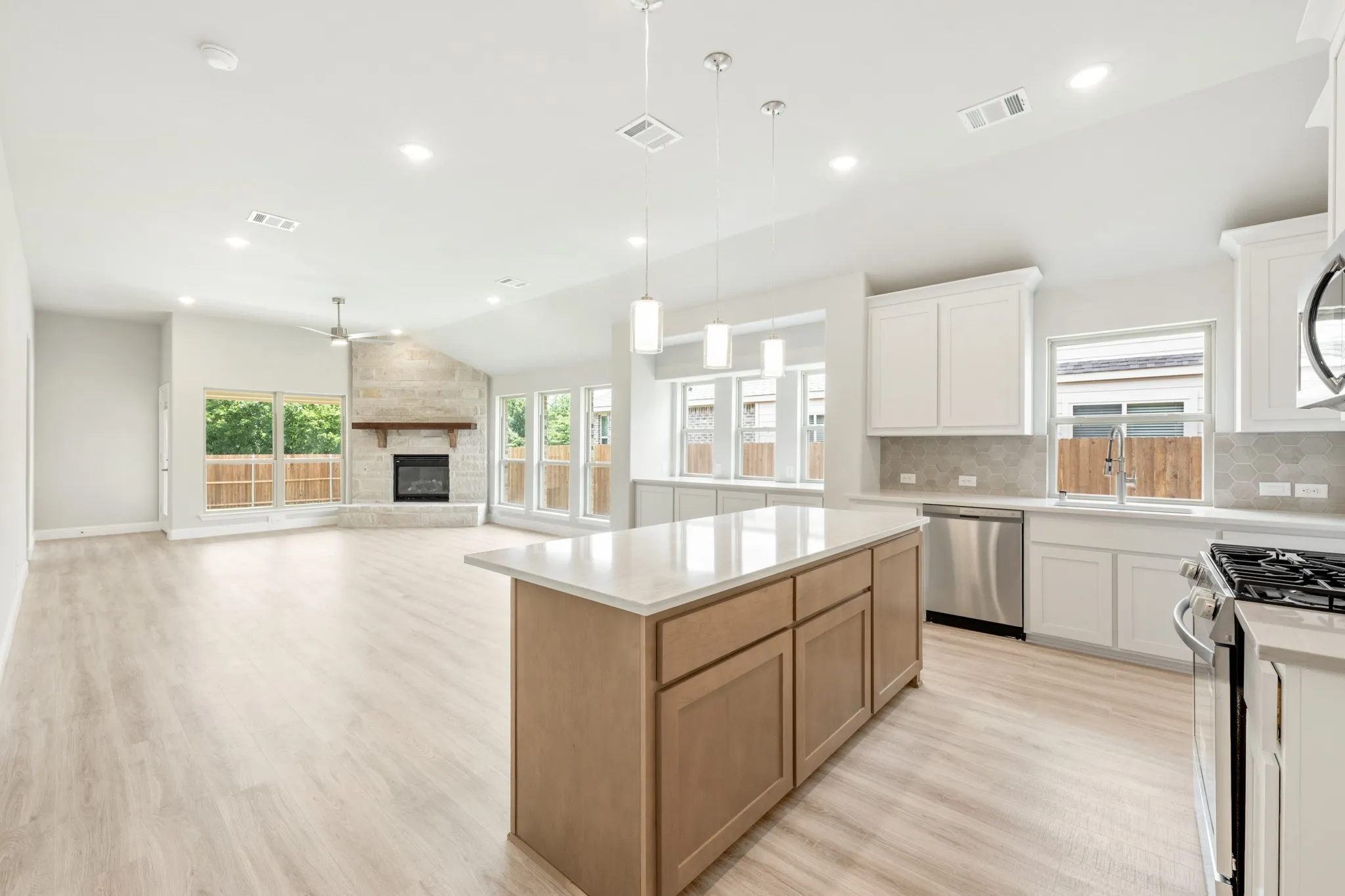 Single Family Residence For Sale in Collin County , 905 Willowbanks Drive, Josephine, Texas 75173, 4 Bedroom, 3 Bathroom, 3 Garage spaces, 2,454 Sqft, built in 2026, New Construction - Complete, mls#21165239, Real Estate Agent in Josephine, Homes For Sale in Collin county, Homes For Sale in Josephine, Realtor in Josephine Texas, Real Estate Brokerage Independent Realty Texas, Luminita Cordes Realtor