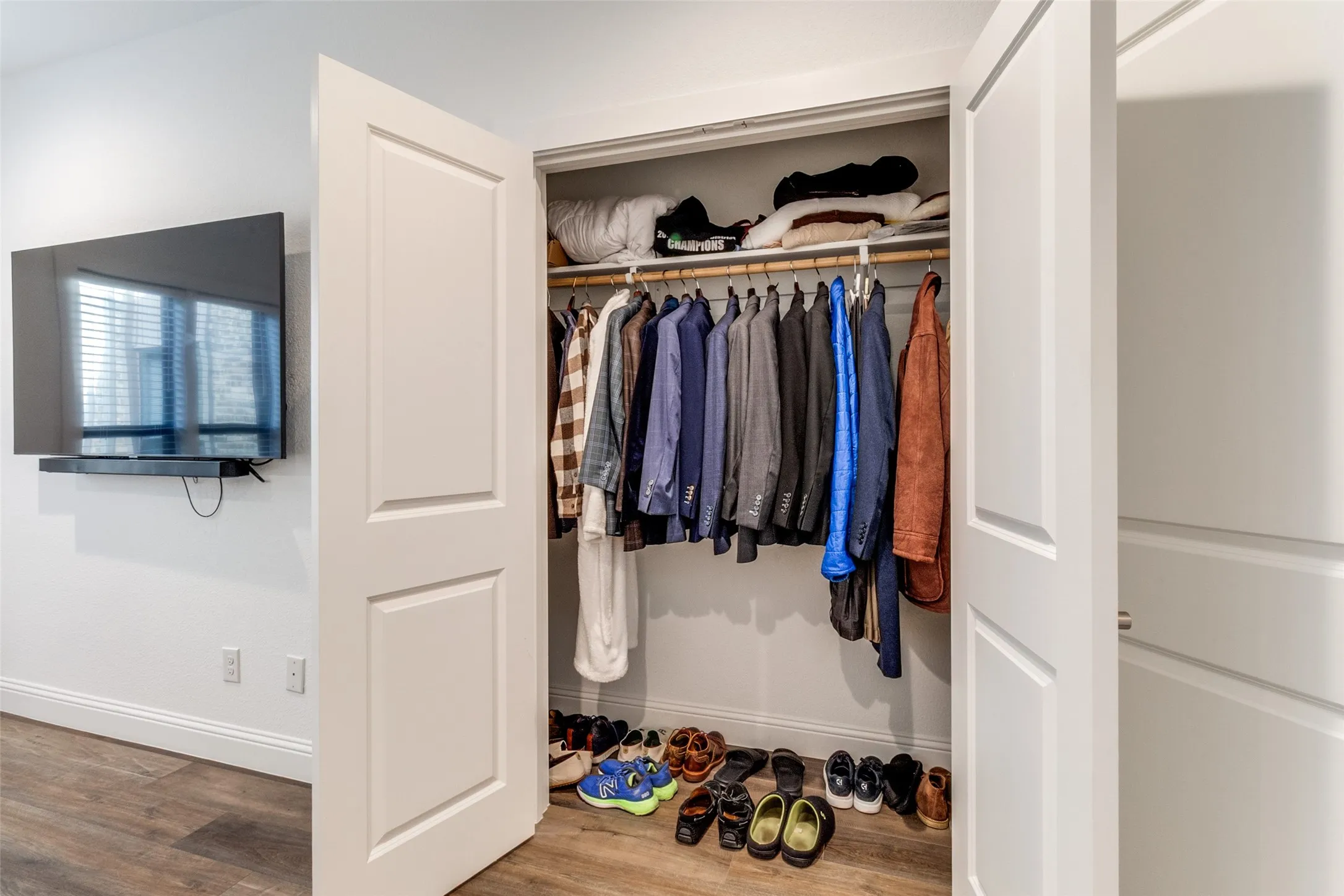2 Primary bedroom closets