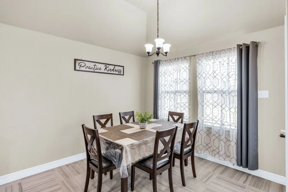 Single Family Residence For Sale in Hunt County , 118 Cherokee Street, Greenville, Texas 75402, 3 Bedroom, 2 Bathroom, 2 Garage spaces, 1,442 Sqft, built in 2017, Preowned, mls#21165199, Real Estate Agent in Greenville, Homes For Sale in Hunt county, Homes For Sale in Greenville, Realtor in Greenville Texas, Real Estate Brokerage Independent Realty Texas, Luminita Cordes Realtor