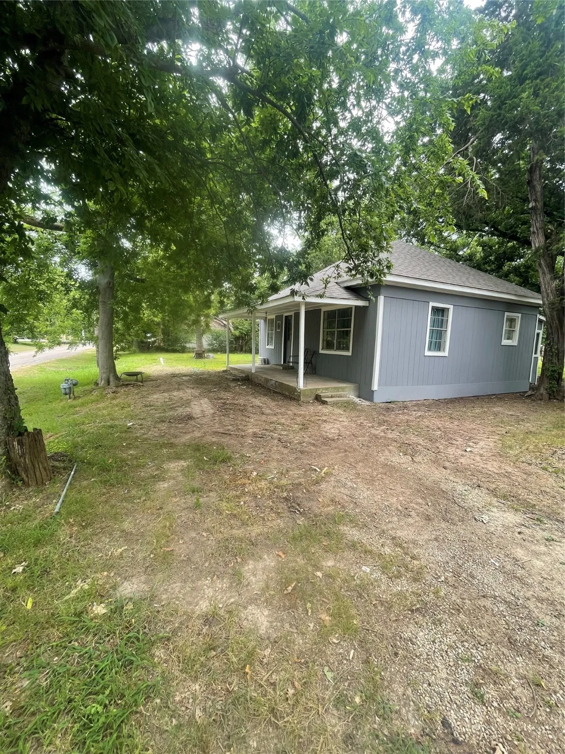 Single Family Residence For Sale in Delta County , 205 1st, Pecan Gap, Texas 75469, 2 Bedrooms, 1 Bathroom, Garage spaces, 720 Sqft, built in 1942, Price $59,900, mls#21165355, Real Estate Agent in Pecan Gap, Homes For Sale in Delta county, Homes For Sale in Pecan Gap, Realtor in Pecan Gap Texas, Real Estate Brokerage Independent Realty Texas, Luminita Cordes Realtor