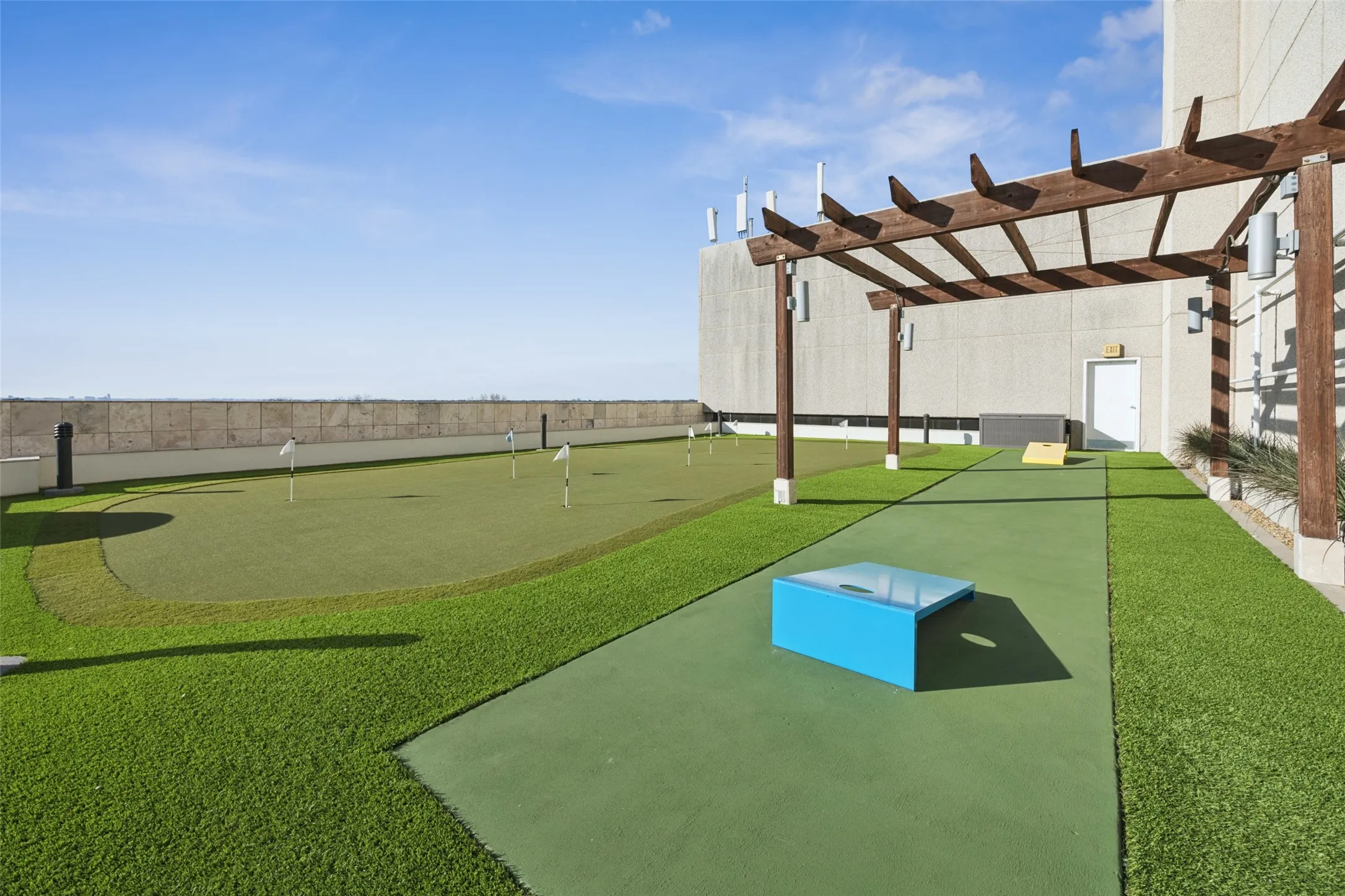 Putting green