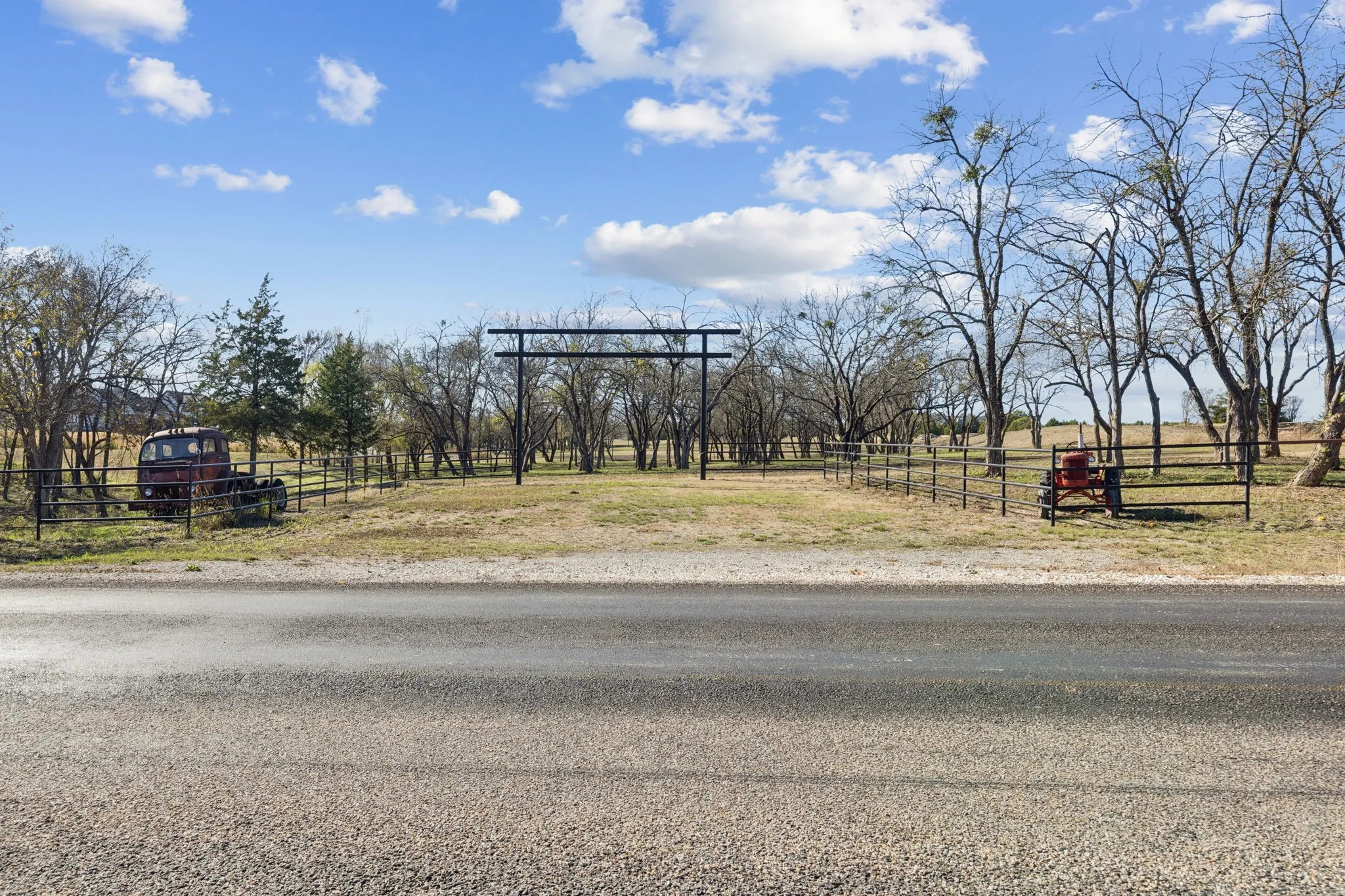 Entrance to Property off of Lone Star Rd.