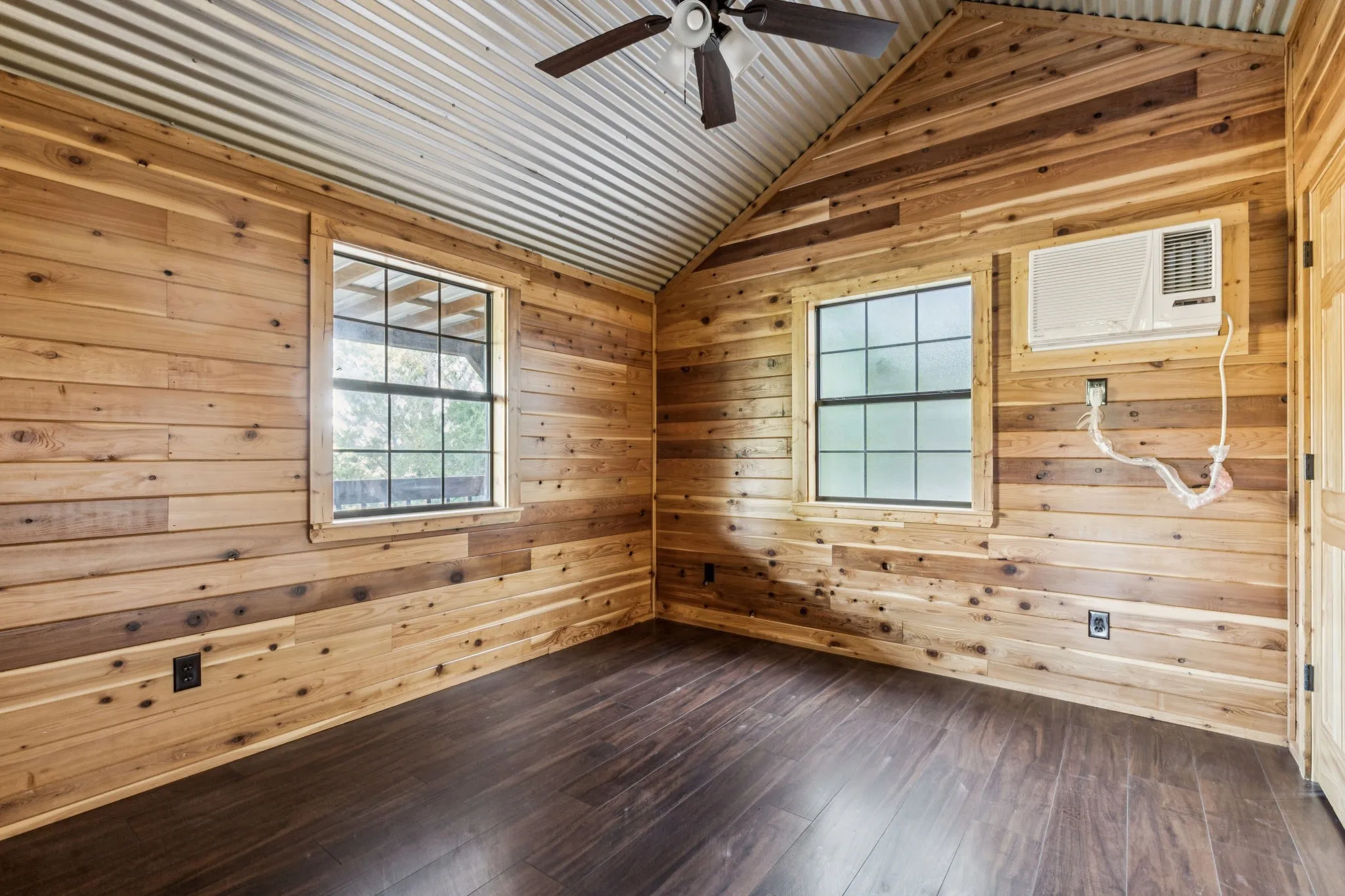 1bd/1ba Ulrich Cabin