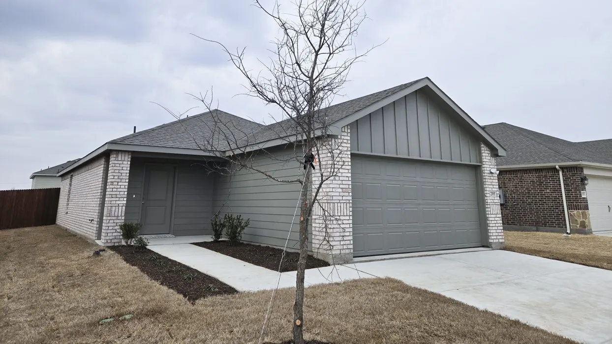 Single Family Residence For Sale in Fannin County , 205 Choctaw Drive, Leonard, Texas 75452, 3 Bedroom, 2 Bathroom, 2 Garage spaces, 1,192 Sqft, built in 2026, New Construction - Incomplete, mls#21165752, Real Estate Agent in Leonard, Homes For Sale in Fannin county, Homes For Sale in Leonard, Realtor in Leonard Texas, Real Estate Brokerage Independent Realty Texas, Luminita Cordes Realtor
