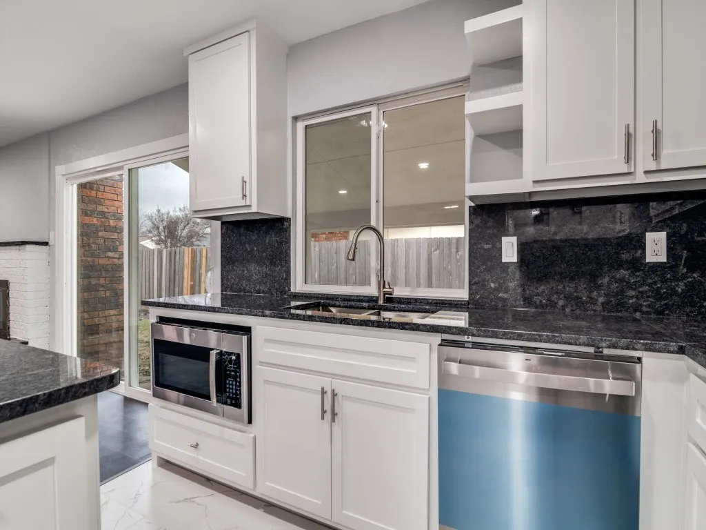 Single Family Residence For Sale in Dallas County , 4312 Crestover Drive, Mesquite, Texas 75150, 3 Bedroom, 2 Bathroom, 2 Garage spaces, 2,011 Sqft, built in 1979, mls#21165716, Real Estate Agent in Mesquite, Homes For Sale in Dallas county, Homes For Sale in Mesquite, Realtor in Mesquite Texas, Real Estate Brokerage Independent Realty Texas, Luminita Cordes Realtor