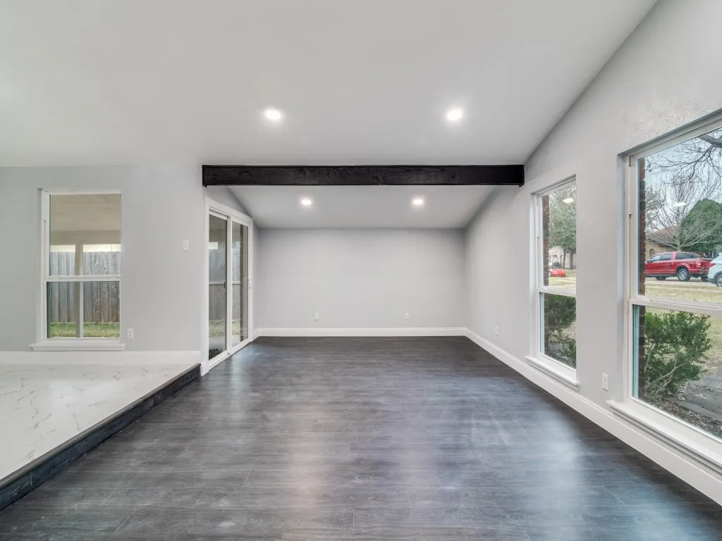 Single Family Residence For Sale in Dallas County , 4312 Crestover Drive, Mesquite, Texas 75150, 3 Bedroom, 2 Bathroom, 2 Garage spaces, 2,011 Sqft, built in 1979, mls#21165716, Real Estate Agent in Mesquite, Homes For Sale in Dallas county, Homes For Sale in Mesquite, Realtor in Mesquite Texas, Real Estate Brokerage Independent Realty Texas, Luminita Cordes Realtor