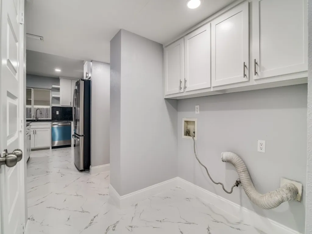 Single Family Residence For Sale in Dallas County , 4312 Crestover Drive, Mesquite, Texas 75150, 3 Bedroom, 2 Bathroom, 2 Garage spaces, 2,011 Sqft, built in 1979, mls#21165716, Real Estate Agent in Mesquite, Homes For Sale in Dallas county, Homes For Sale in Mesquite, Realtor in Mesquite Texas, Real Estate Brokerage Independent Realty Texas, Luminita Cordes Realtor