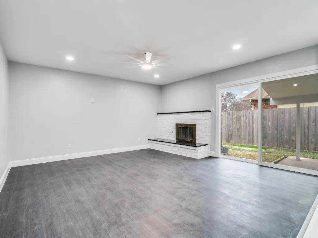 Single Family Residence For Sale in Dallas County , 4312 Crestover Drive, Mesquite, Texas 75150, 3 Bedroom, 2 Bathroom, 2 Garage spaces, 2,011 Sqft, built in 1979, mls#21165716, Real Estate Agent in Mesquite, Homes For Sale in Dallas county, Homes For Sale in Mesquite, Realtor in Mesquite Texas, Real Estate Brokerage Independent Realty Texas, Luminita Cordes Realtor