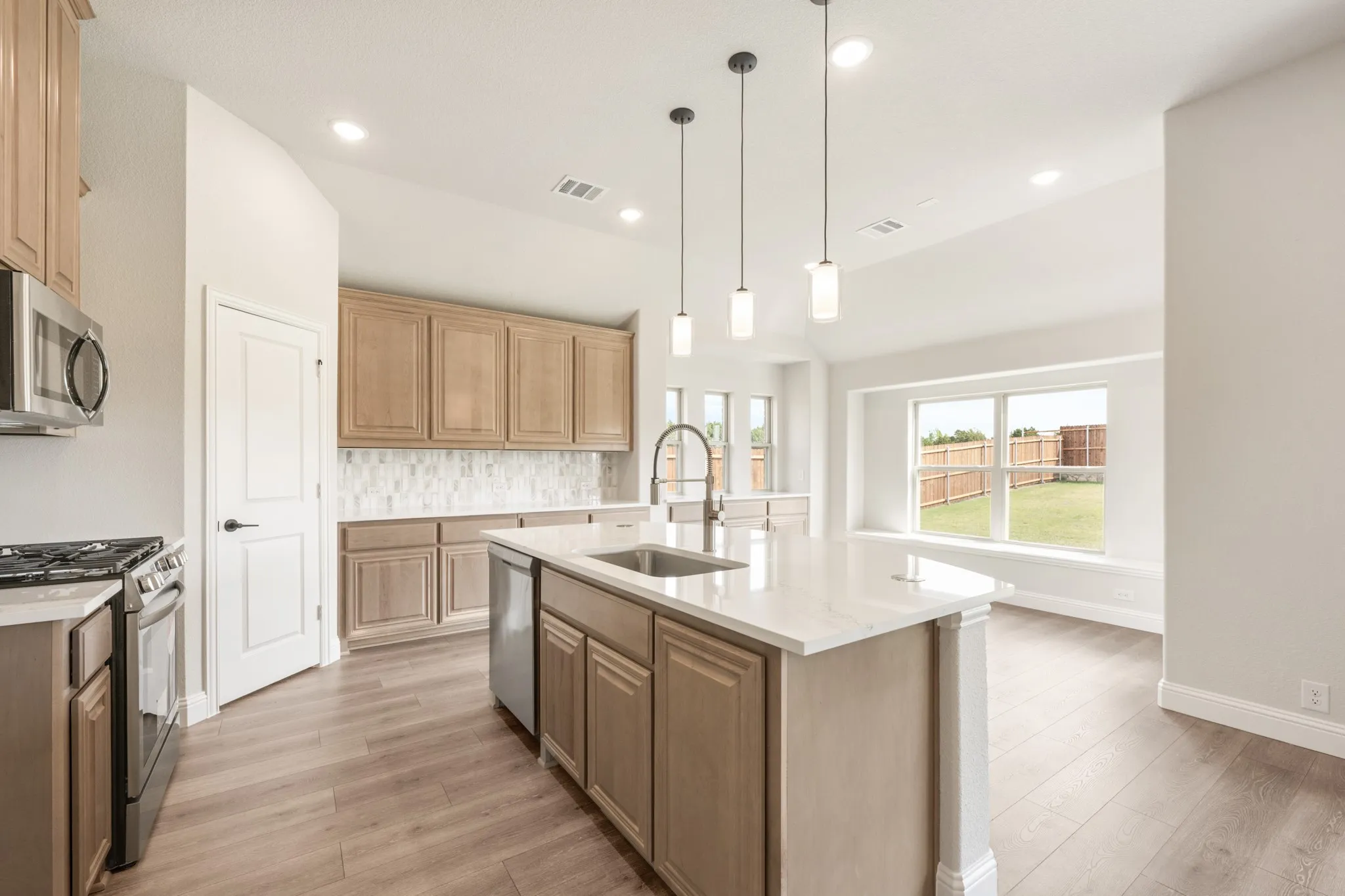 Single Family Residence For Sale in Dallas County , 1730 Baldwin Drive, Cedar Hill, Texas 75104, 4 Bedroom, 3 Bathroom, 2 Garage spaces, 3,068 Sqft, built in 2026, New Construction - Complete, mls#21165653, Real Estate Agent in Cedar Hill, Homes For Sale in Dallas county, Homes For Sale in Cedar Hill, Realtor in Cedar Hill Texas, Real Estate Brokerage Independent Realty Texas, Luminita Cordes Realtor