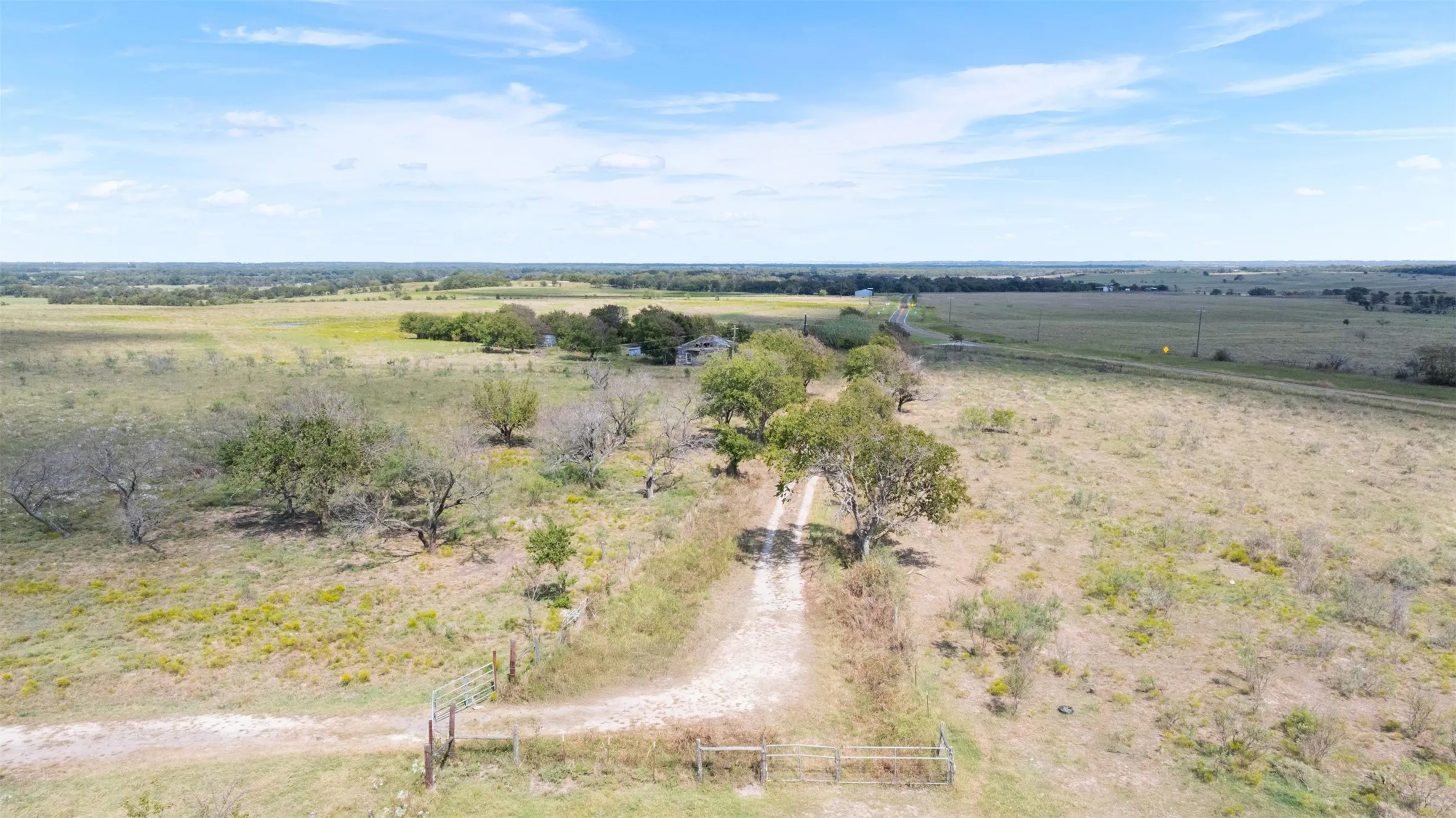 Improved Land For Sale in Limestone County , 73 TBD FM, Coolidge, Texas 76678, 0, 0, Garage spaces, 0 Sqft, built in 0, Price $1,288,830, mls#21161521, Real Estate Agent in Coolidge, Homes For Sale in Limestone county, Homes For Sale in Coolidge, Realtor in Coolidge Texas, Real Estate Brokerage Independent Realty Texas, Luminita Cordes Realtor