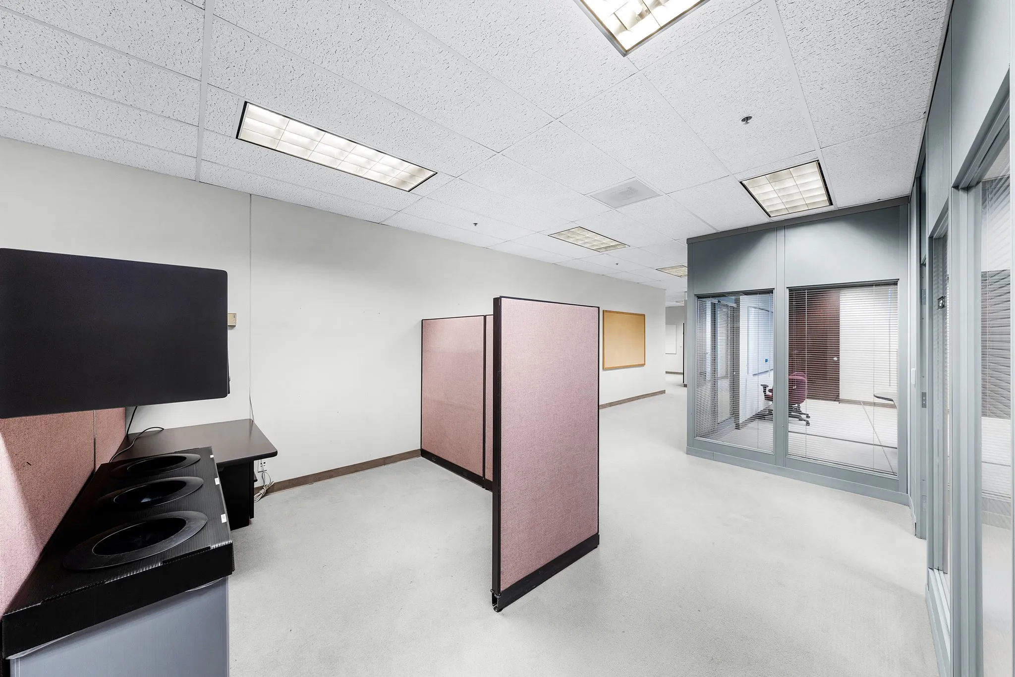 Office For Rent in Collin County , 601 Sanden Boulevard, Wylie, Texas 75098, 0, 0, Garage spaces, 0 Sqft, built in 1988, Preowned, mls#21162413, Real Estate Agent in Wylie, Homes For Rent in Collin county, Homes For Rent in Wylie, Realtor in Wylie Texas, Real Estate Brokerage Independent Realty Texas, Luminita Cordes Realtor