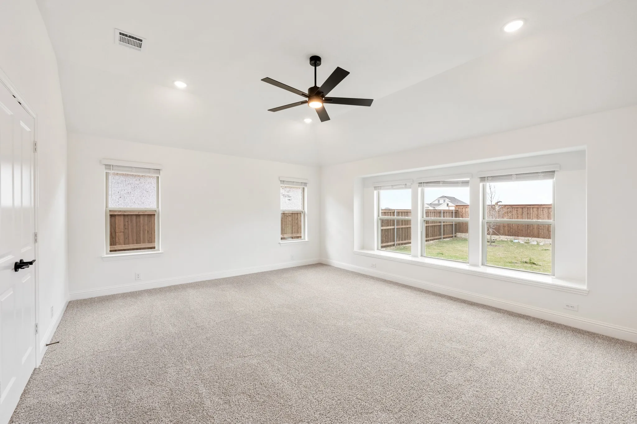 Single Family Residence For Sale in Kaufman County , 2406 Drummond Street, Forney, Texas 75126, 4 Bedroom, 3 Bathroom, 2 Garage spaces, 2,527 Sqft, built in 2026, New Construction - Complete, mls#21165954, Real Estate Agent in Forney, Homes For Sale in Kaufman county, Homes For Sale in Forney, Realtor in Forney Texas, Real Estate Brokerage Independent Realty Texas, Luminita Cordes Realtor