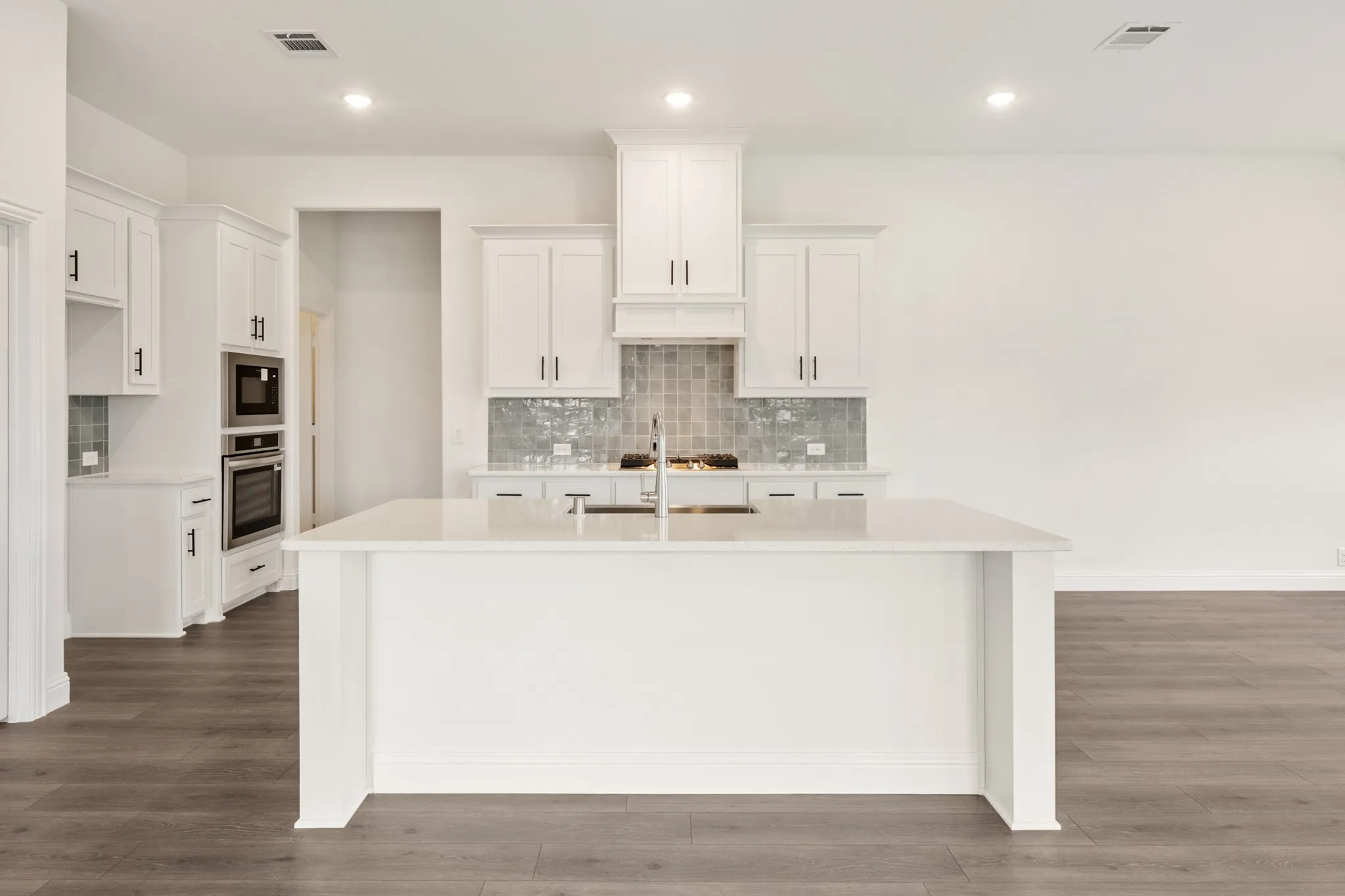 Single Family Residence For Sale in Kaufman County , 2406 Drummond Street, Forney, Texas 75126, 4 Bedroom, 3 Bathroom, 2 Garage spaces, 2,527 Sqft, built in 2026, New Construction - Complete, mls#21165954, Real Estate Agent in Forney, Homes For Sale in Kaufman county, Homes For Sale in Forney, Realtor in Forney Texas, Real Estate Brokerage Independent Realty Texas, Luminita Cordes Realtor