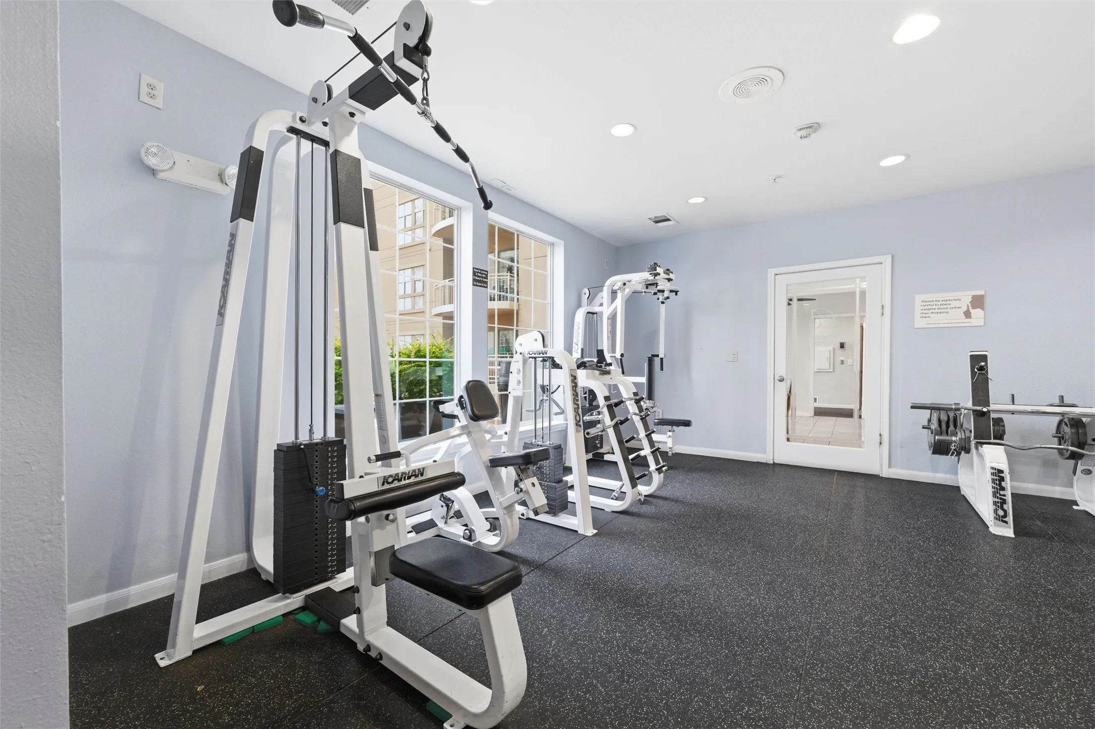 Condominium For Sale in Dallas County , 3225 Turtle Creek Boulevard 829, Dallas, Texas 75219, 2 Bedroom, 2 Bathroom, 2 Garage spaces, 1,267 Sqft, built in 1998, mls#21159324, Real Estate Agent in Dallas, Homes For Sale in Dallas county, Homes For Sale in Dallas, Realtor in Dallas Texas, Real Estate Brokerage Independent Realty Texas, Luminita Cordes Realtor
