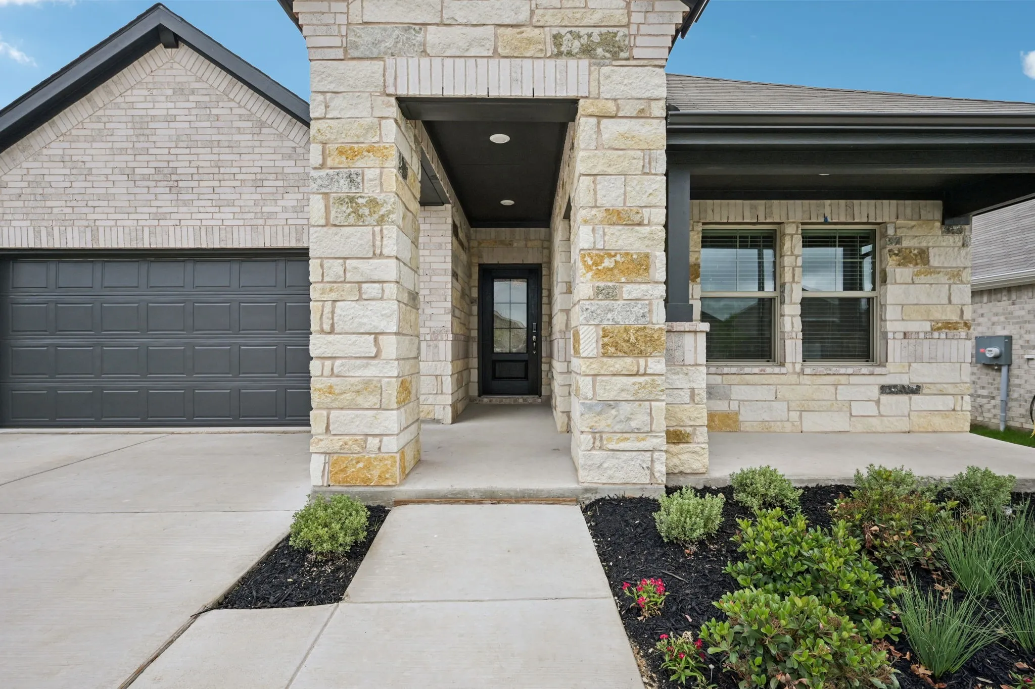 Single Family Residence For Sale in Grayson County , 2207 Rannoch Street, Sherman, Texas 75092, 3 Bedroom, 2 Bathroom, 2 Garage spaces, 1,659 Sqft, built in 2026, New Construction - Incomplete, mls#21165439, Real Estate Agent in Sherman, Homes For Sale in Grayson county, Homes For Sale in Sherman, Realtor in Sherman Texas, Real Estate Brokerage Independent Realty Texas, Luminita Cordes Realtor
