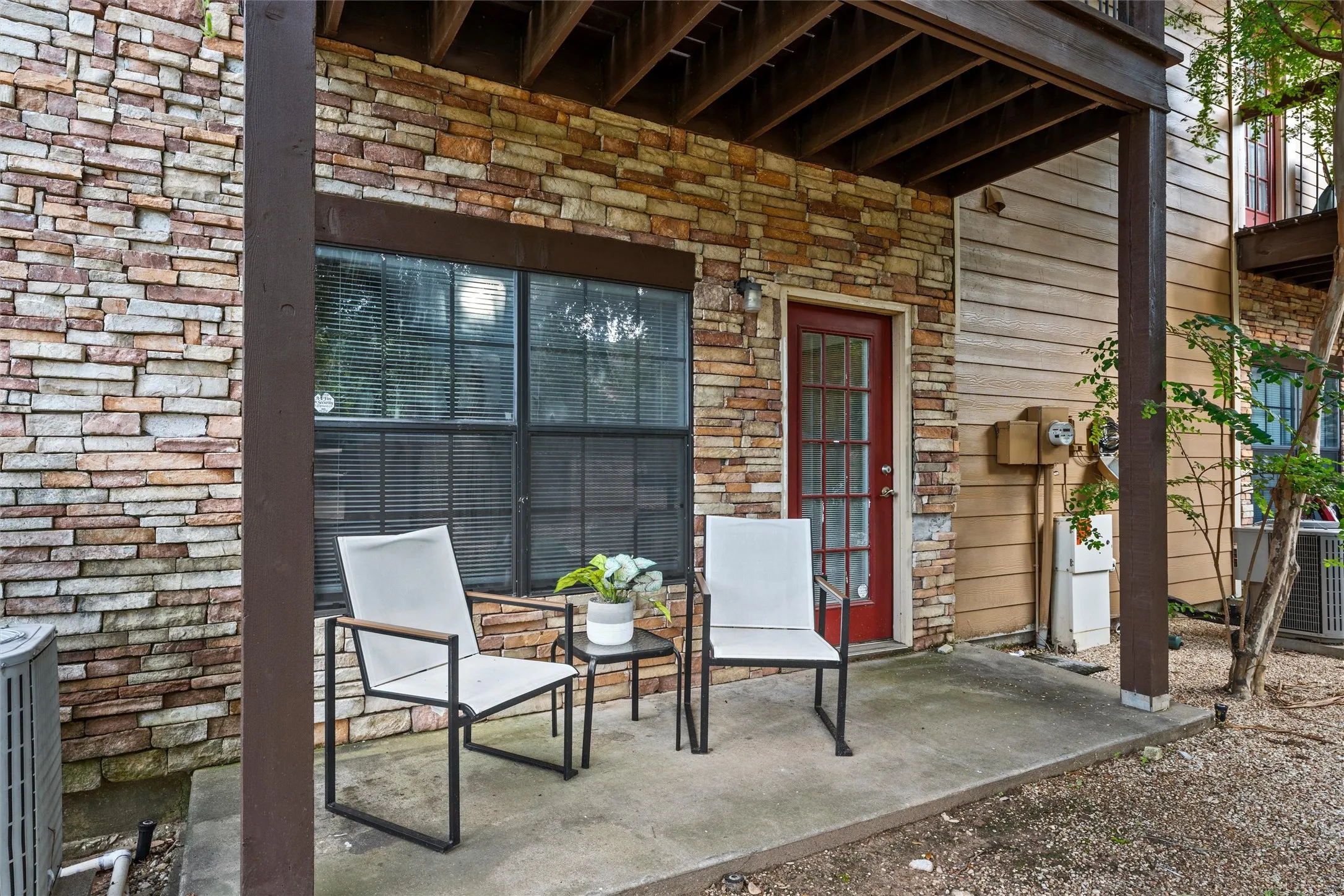 Condominium For Sale in Mc Lennan County , 2410 S 2nd Street 737, Waco, Texas 76706, 4 Bedroom, 5 Bathroom, 2 Garage spaces, 1,491 Sqft, built in 2006, Preowned, mls#21165792, Real Estate Agent in Waco, Homes For Sale in Mc Lennan county, Homes For Sale in Waco, Realtor in Waco Texas, Real Estate Brokerage Independent Realty Texas, Luminita Cordes Realtor
