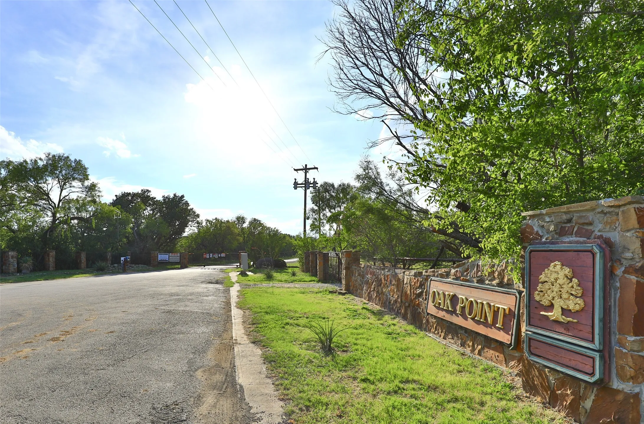 Unimproved Land For Sale in Brown County , TBD Oak Point Drive, May, Texas 76857, 0, 0, Garage spaces, 0 Sqft, built in 0, mls#21166177, Real Estate Agent in May, Homes For Sale in Brown county, Homes For Sale in May, Realtor in May Texas, Real Estate Brokerage Independent Realty Texas, Luminita Cordes Realtor