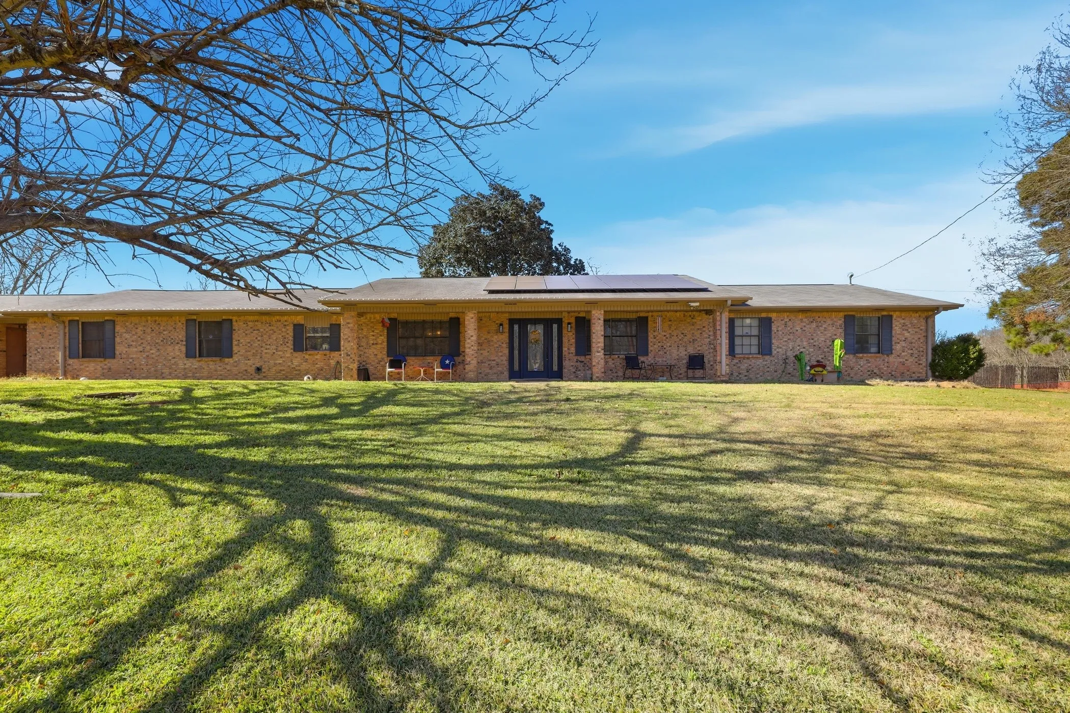 Single Family Residence For Sale in Anderson County , 1409 Bassett Road, Palestine, Texas 75803, 3 Bedroom, 3 Bathroom, Garage spaces, 3,240 Sqft, built in 1977, mls#21166185, Real Estate Agent in Palestine, Homes For Sale in Anderson county, Homes For Sale in Palestine, Realtor in Palestine Texas, Real Estate Brokerage Independent Realty Texas, Luminita Cordes Realtor