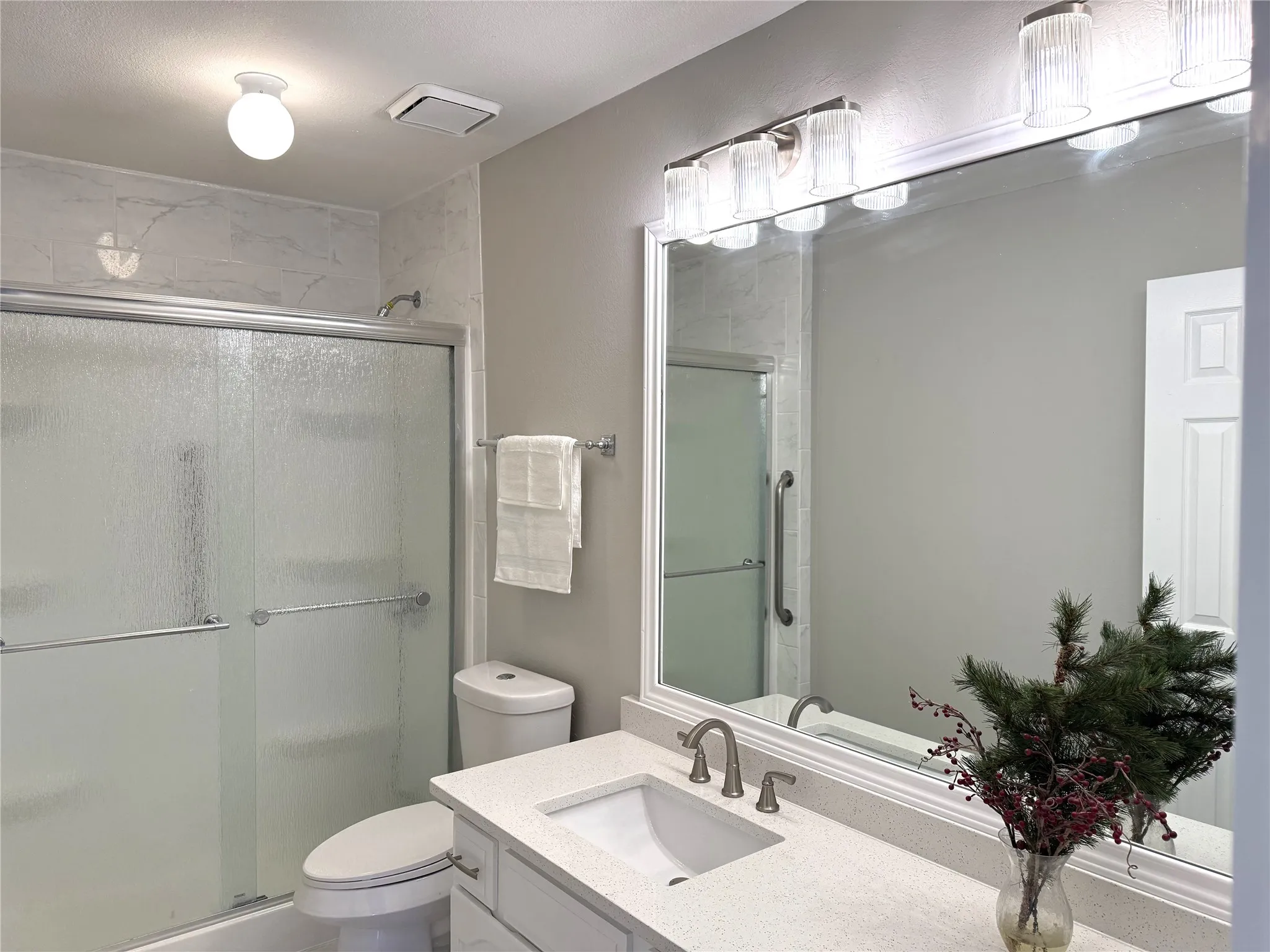 Single Family Residence For Sale in Dallas County , 652 Harrison Drive, Coppell, Texas 75019, 3 Bedroom, 2 Bathroom, 2 Garage spaces, 1,738 Sqft, built in 1985, Preowned, mls#21165909, Real Estate Agent in Coppell, Homes For Sale in Dallas county, Homes For Sale in Coppell, Realtor in Coppell Texas, Real Estate Brokerage Independent Realty Texas, Luminita Cordes Realtor