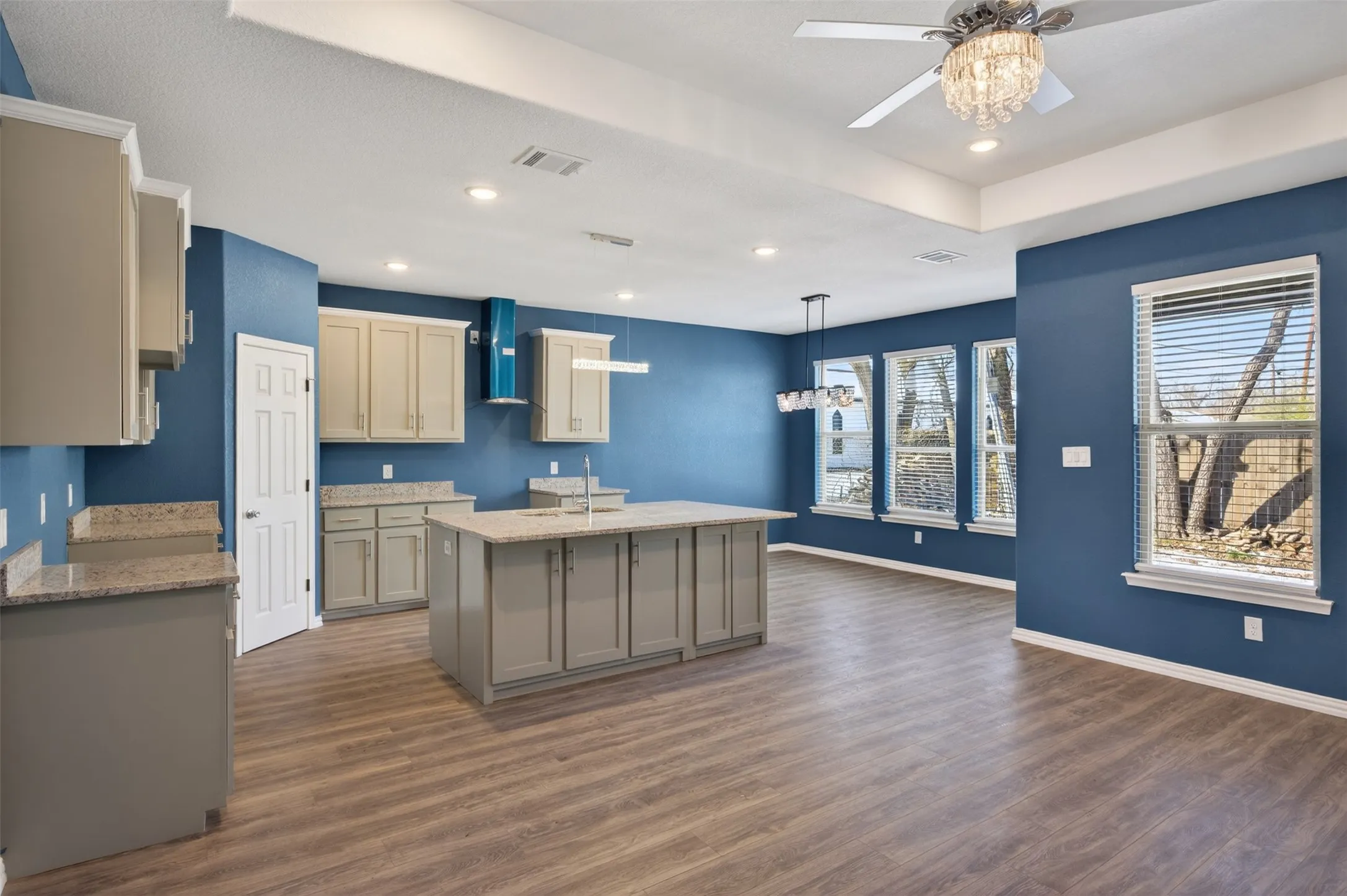 Single Family Residence For Sale in Johnson County , 601 E Willingham Street, Cleburne, Texas 76031, 3 Bedroom, 2 Bathroom, 2 Garage spaces, 1,504 Sqft, built in 2026, New Construction - Incomplete, mls#21166207, Real Estate Agent in Cleburne, Homes For Sale in Johnson county, Homes For Sale in Cleburne, Realtor in Cleburne Texas, Real Estate Brokerage Independent Realty Texas, Luminita Cordes Realtor