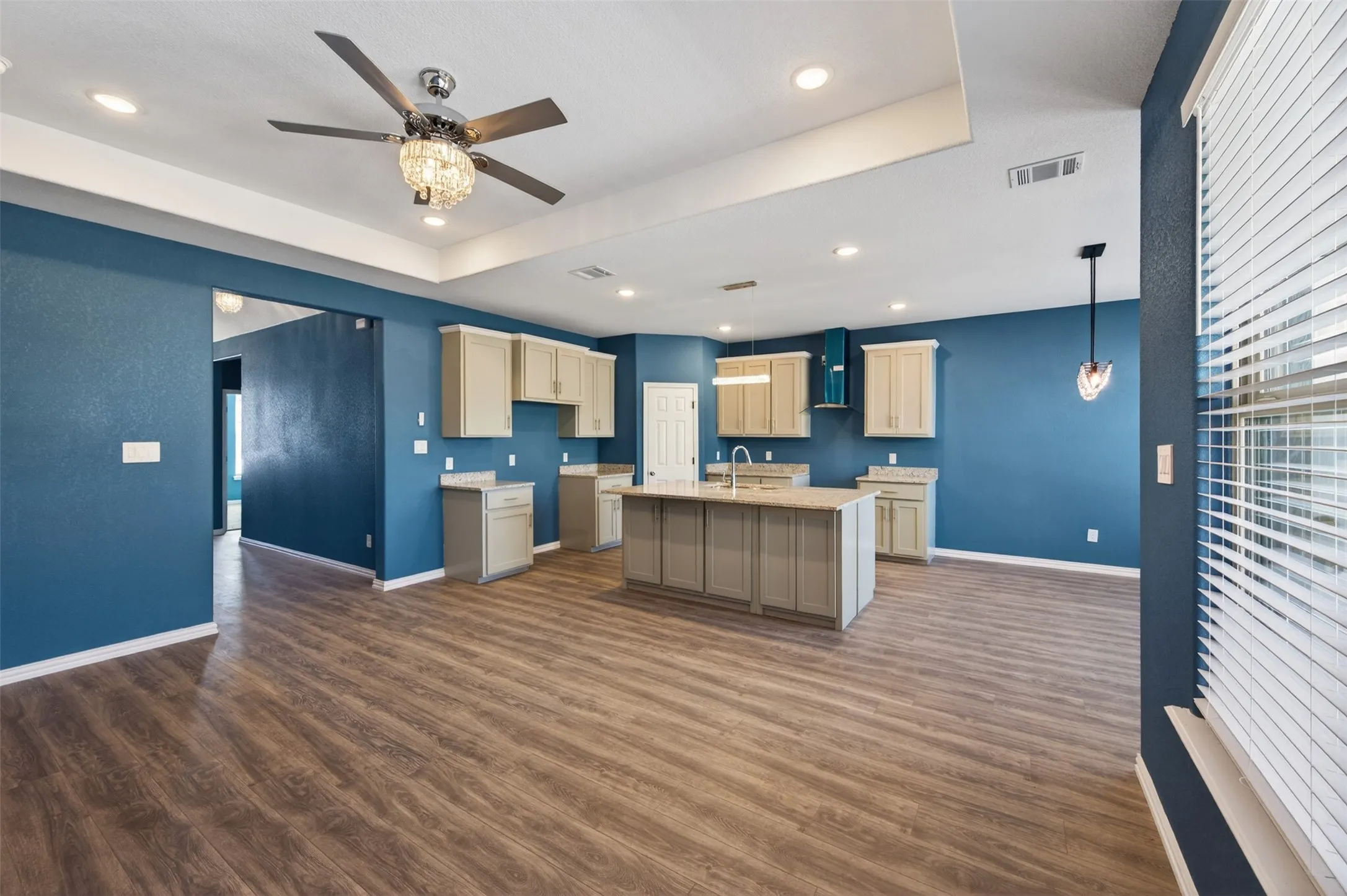 Single Family Residence For Sale in Johnson County , 601 E Willingham Street, Cleburne, Texas 76031, 3 Bedroom, 2 Bathroom, 2 Garage spaces, 1,504 Sqft, built in 2026, New Construction - Incomplete, mls#21166207, Real Estate Agent in Cleburne, Homes For Sale in Johnson county, Homes For Sale in Cleburne, Realtor in Cleburne Texas, Real Estate Brokerage Independent Realty Texas, Luminita Cordes Realtor