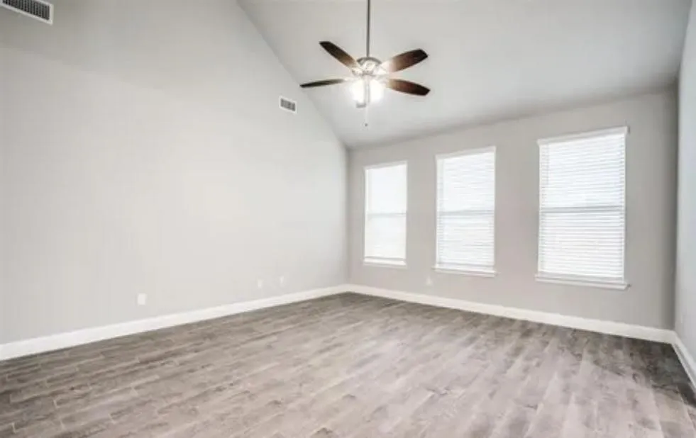 Single Family Residence For Rent in Kaufman County , 4146 Perch Drive, Forney, Texas 75126, 4 Bedroom, 3 Bathroom, 2 Garage spaces, 2,456 Sqft, built in 2021, mls#21165696, Real Estate Agent in Forney, Homes For Rent in Kaufman county, Homes For Rent in Forney, Realtor in Forney Texas, Real Estate Brokerage Independent Realty Texas, Luminita Cordes Realtor