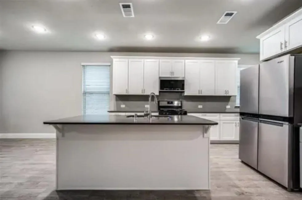 Single Family Residence For Rent in Kaufman County , 4146 Perch Drive, Forney, Texas 75126, 4 Bedroom, 3 Bathroom, 2 Garage spaces, 2,456 Sqft, built in 2021, mls#21165696, Real Estate Agent in Forney, Homes For Rent in Kaufman county, Homes For Rent in Forney, Realtor in Forney Texas, Real Estate Brokerage Independent Realty Texas, Luminita Cordes Realtor