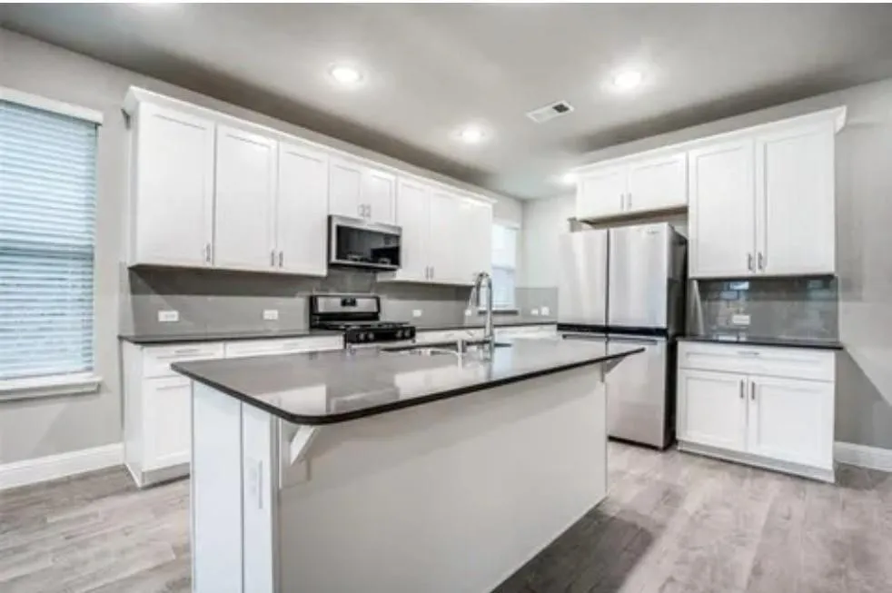 Single Family Residence For Rent in Kaufman County , 4146 Perch Drive, Forney, Texas 75126, 4 Bedroom, 3 Bathroom, 2 Garage spaces, 2,456 Sqft, built in 2021, mls#21165696, Real Estate Agent in Forney, Homes For Rent in Kaufman county, Homes For Rent in Forney, Realtor in Forney Texas, Real Estate Brokerage Independent Realty Texas, Luminita Cordes Realtor