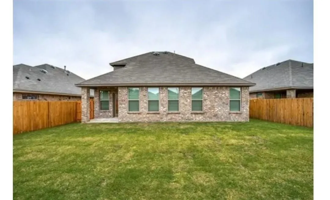 Single Family Residence For Rent in Kaufman County , 4146 Perch Drive, Forney, Texas 75126, 4 Bedroom, 3 Bathroom, 2 Garage spaces, 2,456 Sqft, built in 2021, mls#21165696, Real Estate Agent in Forney, Homes For Rent in Kaufman county, Homes For Rent in Forney, Realtor in Forney Texas, Real Estate Brokerage Independent Realty Texas, Luminita Cordes Realtor