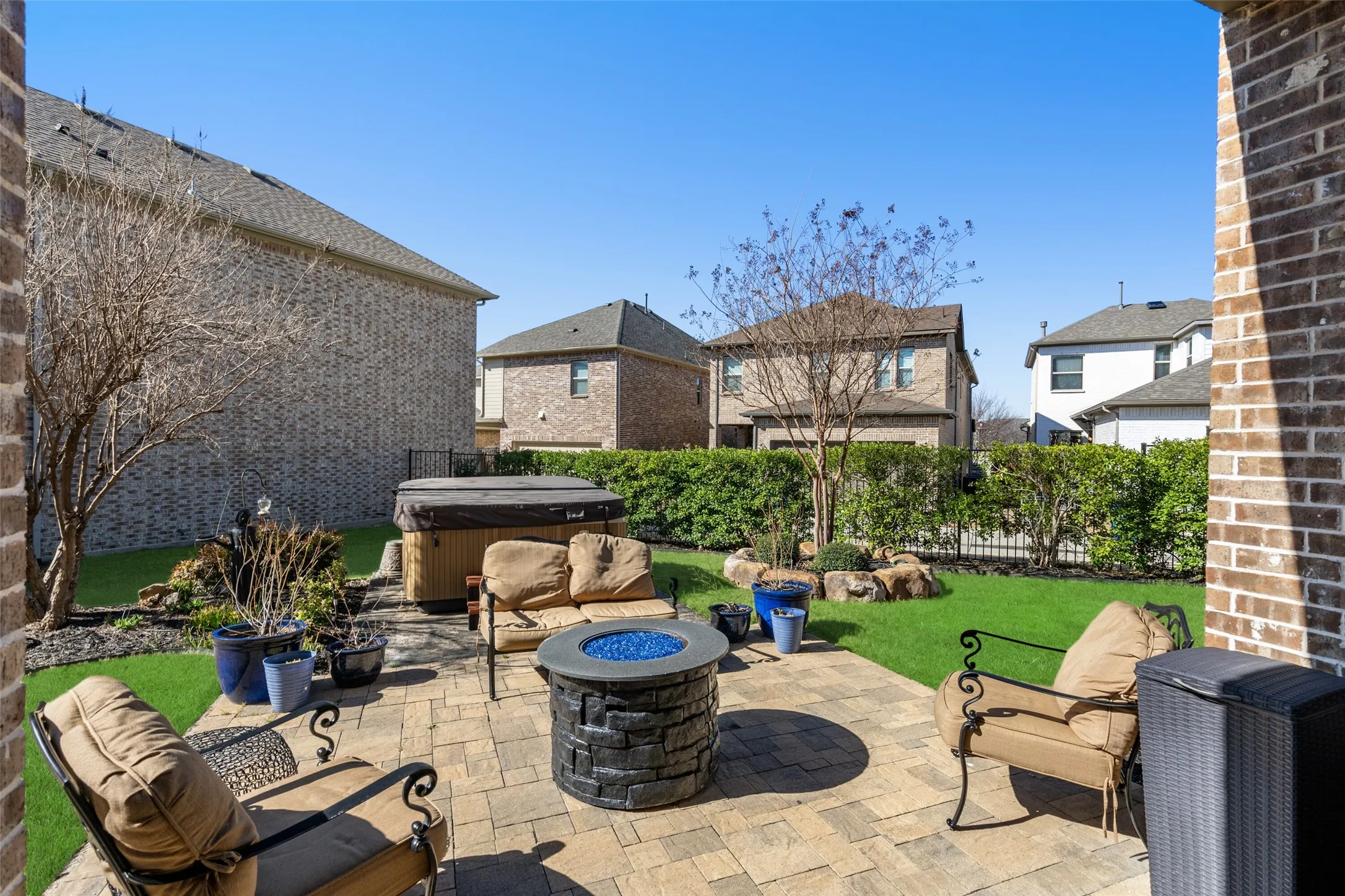 Single Family Residence For Sale in Collin County , 811 Otto Drive, Allen, Texas 75013, 4 Bedroom, 4 Bathroom, 2 Garage spaces, 3,514 Sqft, built in 2016, Preowned, mls#21161566, Real Estate Agent in Allen, Homes For Sale in Collin county, Homes For Sale in Allen, Realtor in Allen Texas, Real Estate Brokerage Independent Realty Texas, Luminita Cordes Realtor