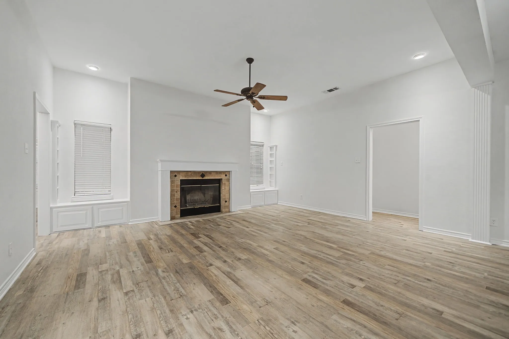 Single Family Residence For Sale in Hunt County , 3051 County Road 3312, Greenville, Texas 75402, 4 Bedroom, 3 Bathroom, 5 Garage spaces, 3,528 Sqft, built in 1996, Preowned, mls#21160030, Real Estate Agent in Greenville, Homes For Sale in Hunt county, Homes For Sale in Greenville, Realtor in Greenville Texas, Real Estate Brokerage Independent Realty Texas, Luminita Cordes Realtor