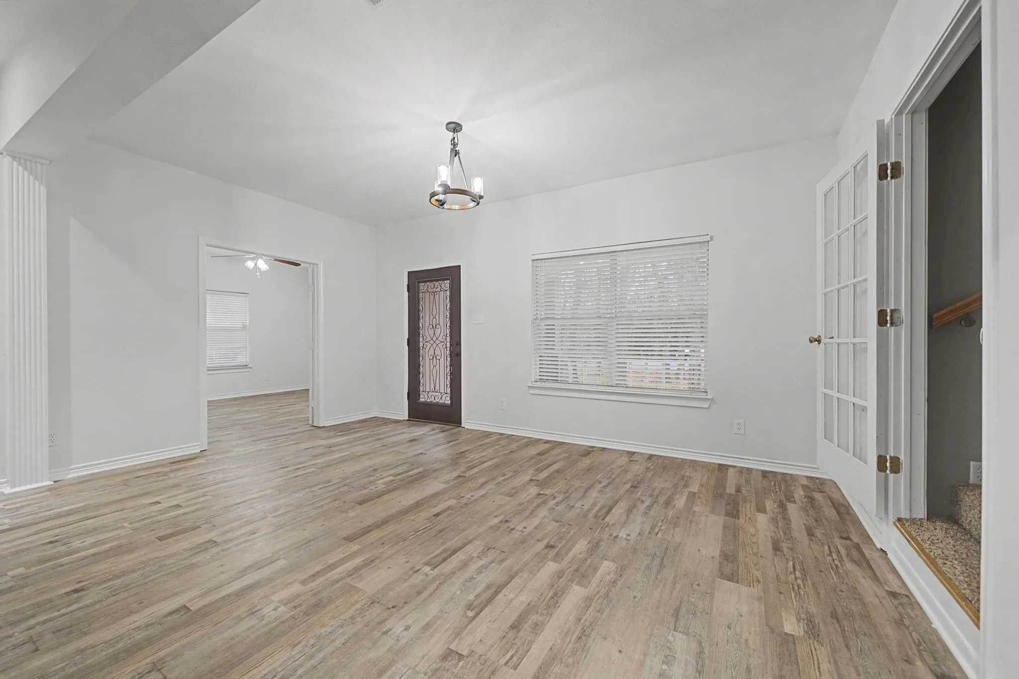 Single Family Residence For Sale in Hunt County , 3051 County Road 3312, Greenville, Texas 75402, 4 Bedroom, 3 Bathroom, 5 Garage spaces, 3,528 Sqft, built in 1996, Preowned, mls#21160030, Real Estate Agent in Greenville, Homes For Sale in Hunt county, Homes For Sale in Greenville, Realtor in Greenville Texas, Real Estate Brokerage Independent Realty Texas, Luminita Cordes Realtor