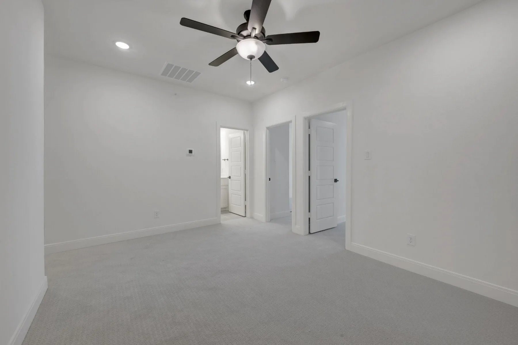 Townhouse For Sale in Dallas County , 4835 Fuller Court 603, Irving, Texas 75038, 3 Bedroom, 4 Bathroom, 2 Garage spaces, 2,514 Sqft, built in 2025, mls#21166351, Real Estate Agent in Irving, Homes For Sale in Dallas county, Homes For Sale in Irving, Realtor in Irving Texas, Real Estate Brokerage Independent Realty Texas, Luminita Cordes Realtor