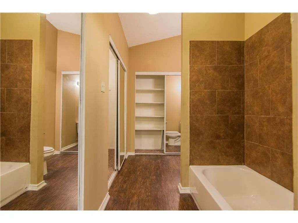 Single Family Residence For Rent in Tarrant County , 1080 W Hills Terrace, Saginaw, Texas 76179, 3 Bedrooms, 2 Bathrooms, 2 Garage spaces, 1,617 Sqft, built in 1984, Preowned, Price $1,850, mls#21166373, Real Estate Agent in Saginaw, Homes For Rent in Tarrant county, Homes For Rent in Saginaw, Realtor in Saginaw Texas, Real Estate Brokerage Independent Realty Texas, Luminita Cordes Realtor