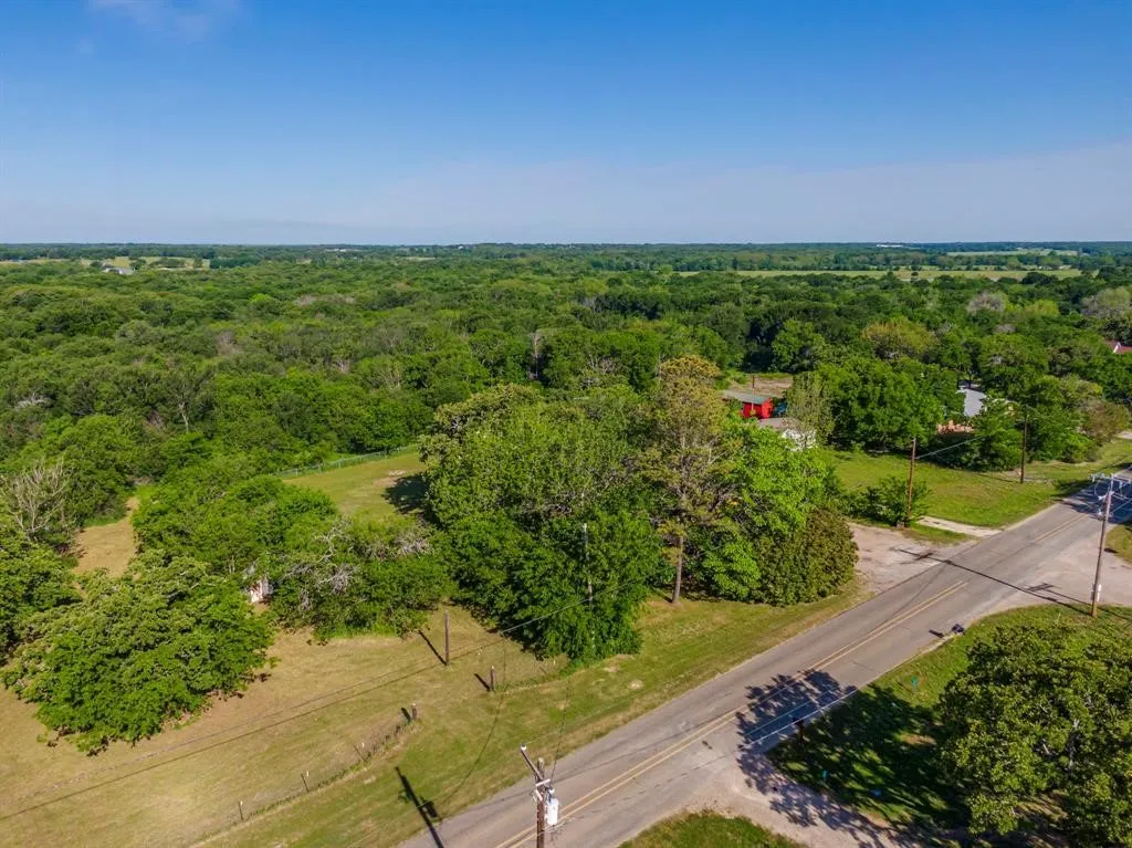 Unimproved Land For Sale in Hill County , 000 N Barron Road, Covington, Texas 76636, 0, 0, Garage spaces, 0 Sqft, built in 0, mls#21159862, Real Estate Agent in Covington, Homes For Sale in Hill county, Homes For Sale in Covington, Realtor in Covington Texas, Real Estate Brokerage Independent Realty Texas, Luminita Cordes Realtor