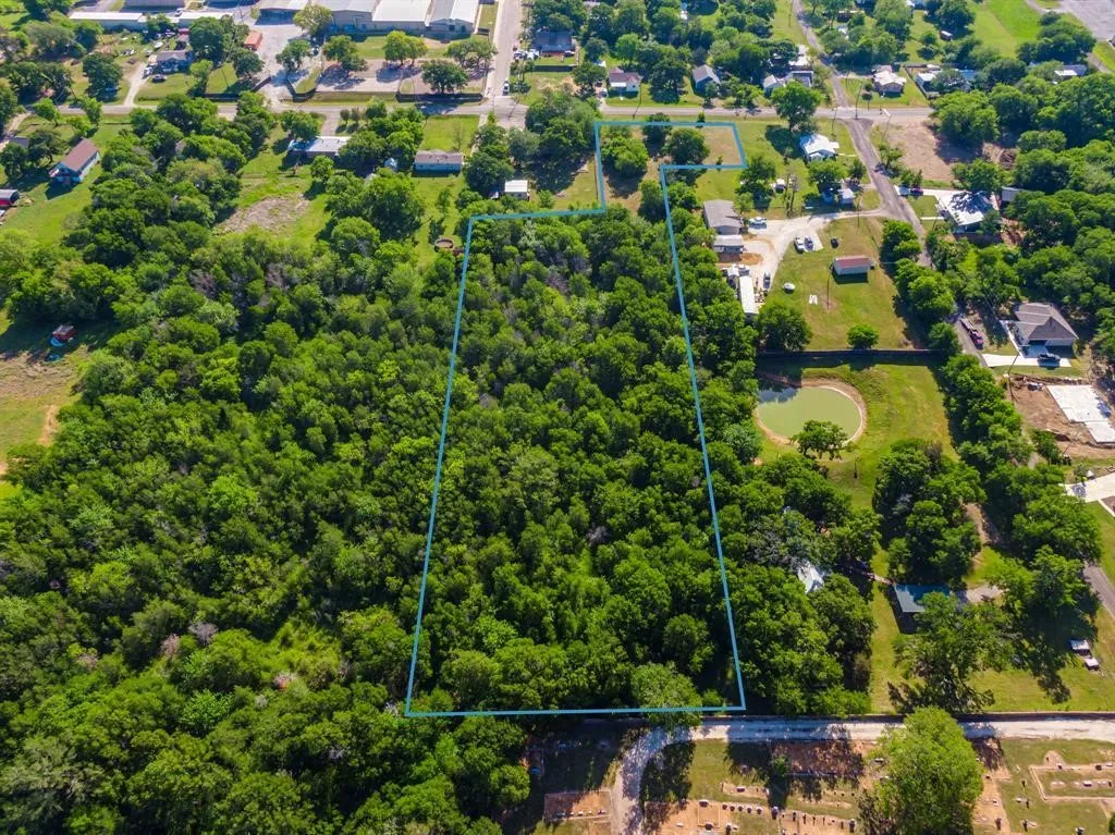 Unimproved Land For Sale in Hill County , 000 N Barron Road, Covington, Texas 76636, 0, 0, Garage spaces, 0 Sqft, built in 0, mls#21159862, Real Estate Agent in Covington, Homes For Sale in Hill county, Homes For Sale in Covington, Realtor in Covington Texas, Real Estate Brokerage Independent Realty Texas, Luminita Cordes Realtor