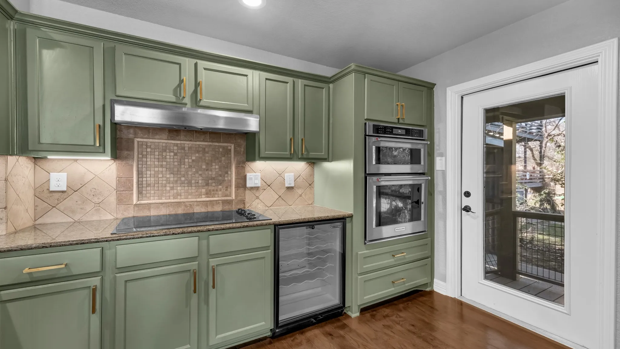 Single Family Residence For Sale in Parker County , 1004 W Lake Drive, Weatherford, Texas 76087, 2 Bedroom, 2 Bathroom, 2 Garage spaces, 1,590 Sqft, built in 0, Preowned, mls#21166190, Real Estate Agent in Weatherford, Homes For Sale in Parker county, Homes For Sale in Weatherford, Realtor in Weatherford Texas, Real Estate Brokerage Independent Realty Texas, Luminita Cordes Realtor