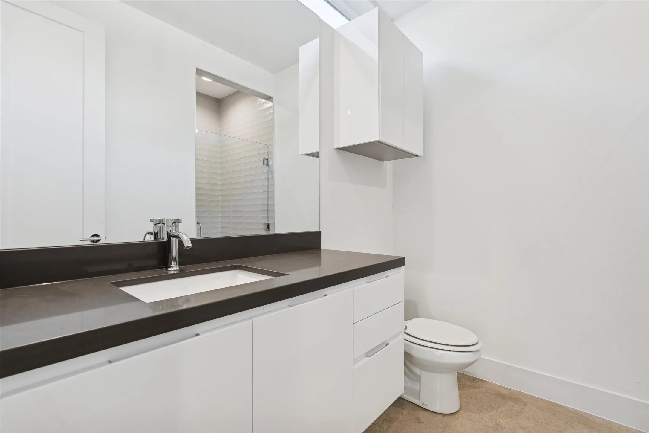 Townhouse For Sale in Dallas County , 3081 Chimes Street, Dallas, Texas 75219, 4 Bedroom, 5 Bathroom, 2 Garage spaces, 2,871 Sqft, built in 2020, Preowned, mls#21165538, Real Estate Agent in Dallas, Homes For Sale in Dallas county, Homes For Sale in Dallas, Realtor in Dallas Texas, Real Estate Brokerage Independent Realty Texas, Luminita Cordes Realtor